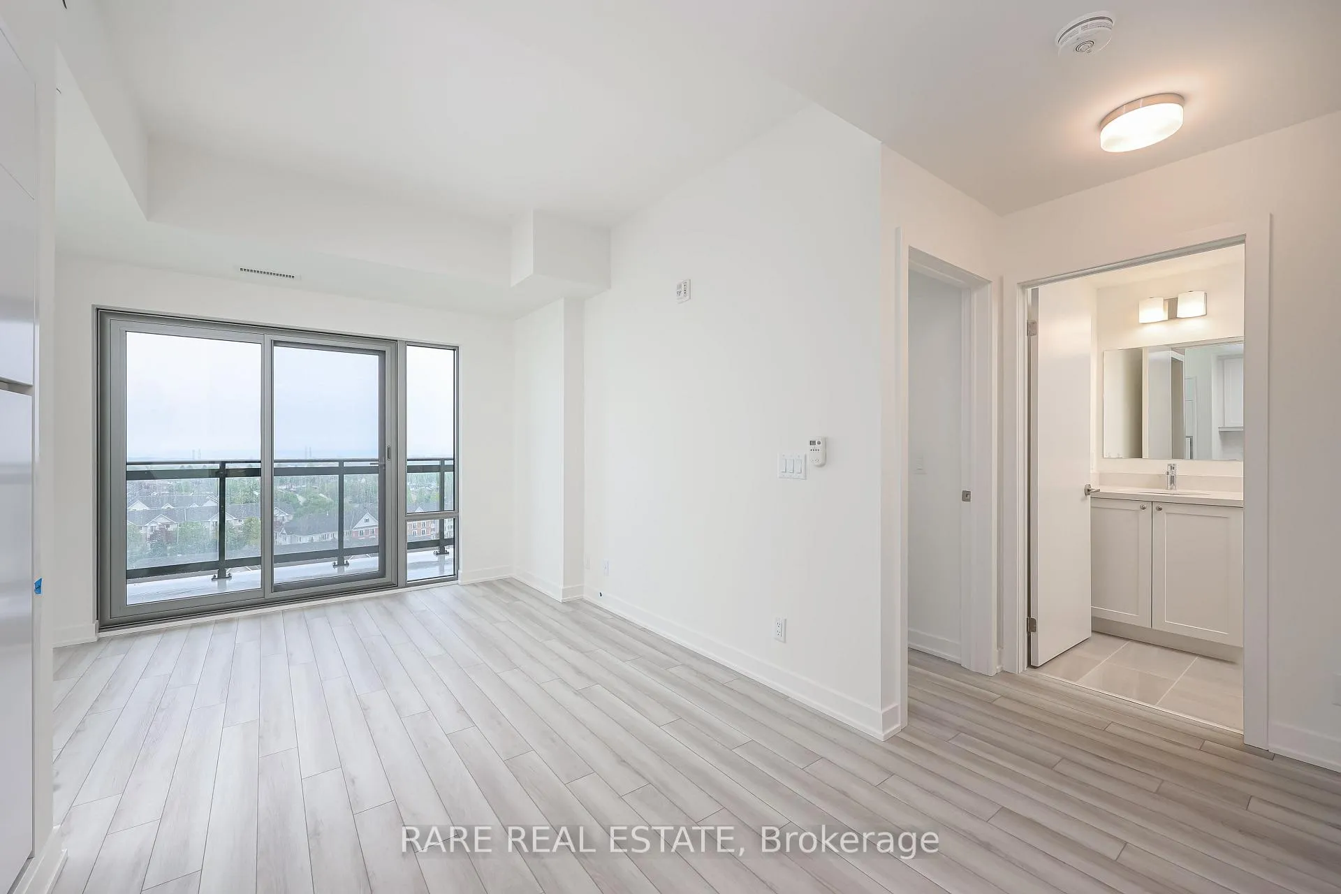 Photo 8 of Unit 1103, 51 Clarington Boulevard, Clarington, Bowmanville — HOMEH