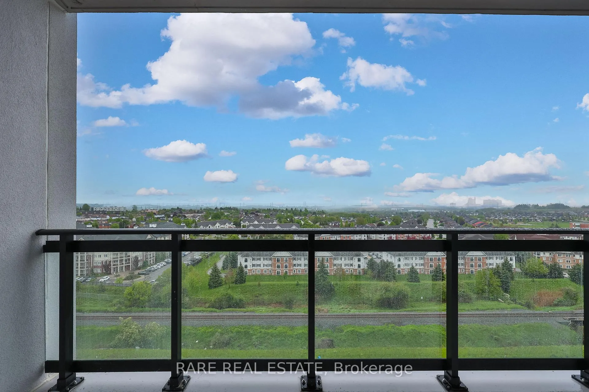 Photo 16 of Unit 1103, 51 Clarington Boulevard, Clarington, Bowmanville — HOMEH
