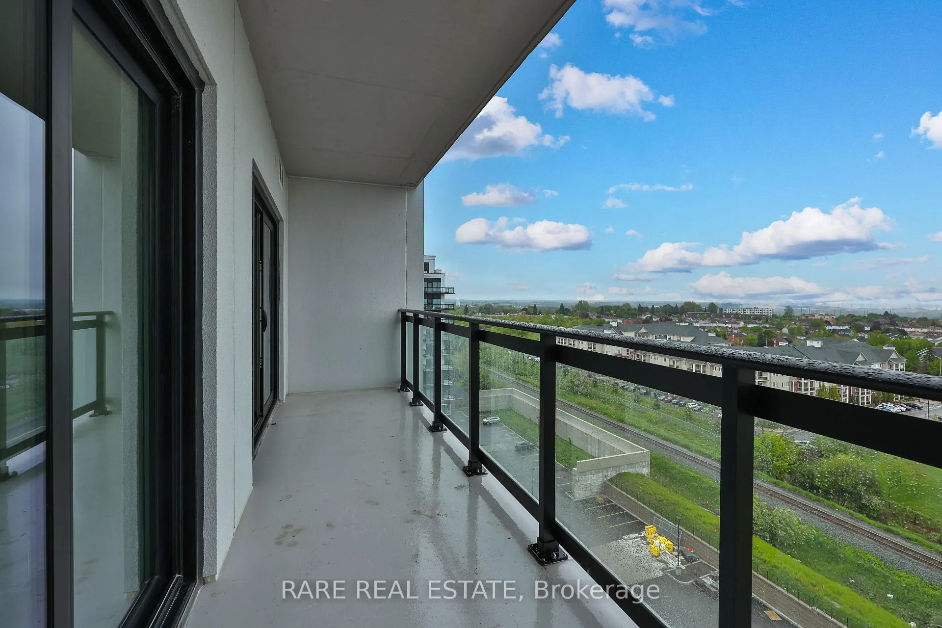 Photo 18 of Unit 1103, 51 Clarington Boulevard, Clarington, Bowmanville — HOMEH