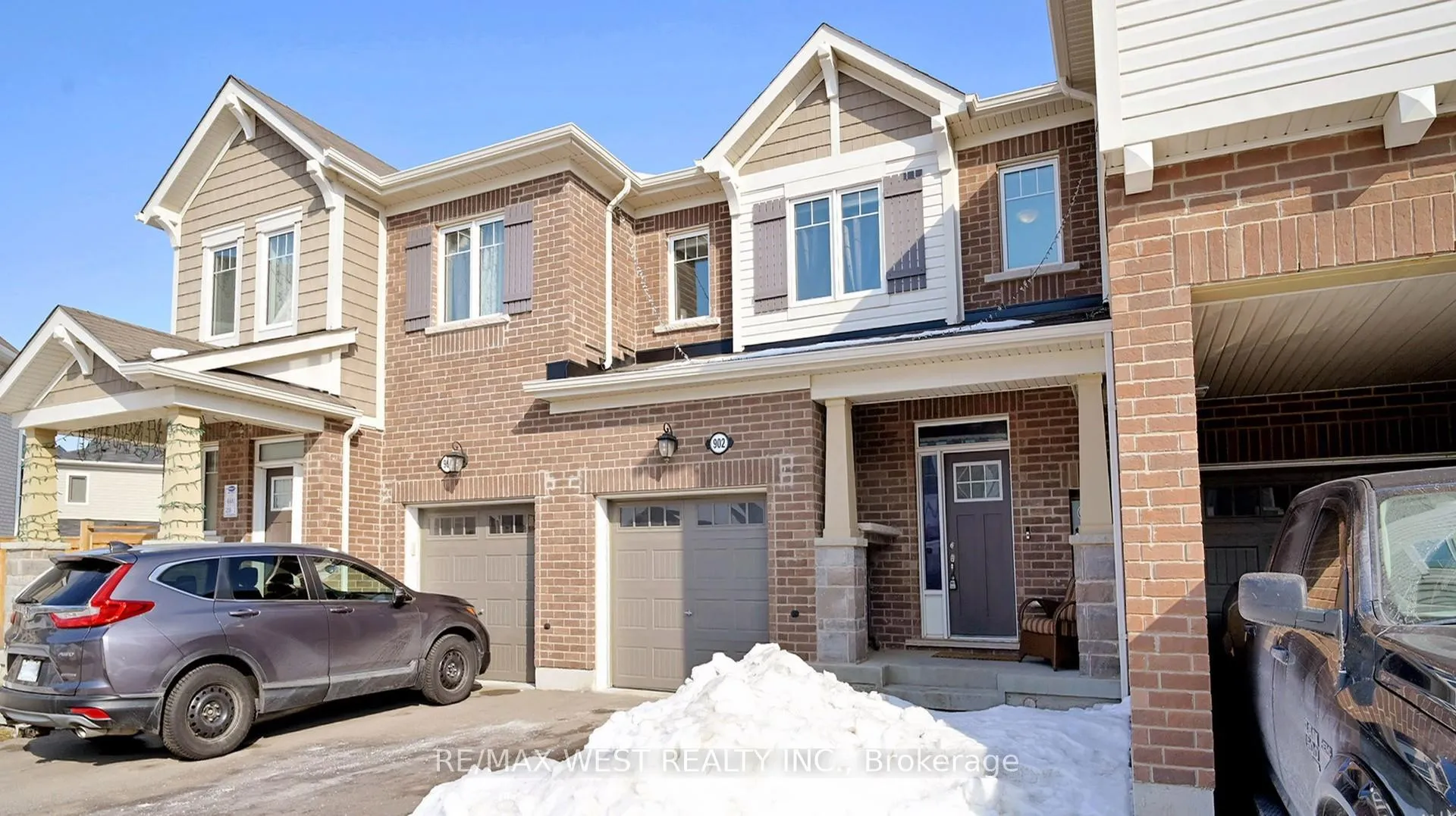 Photo 2 of 902 Sumac Crescent, Milton, Cobban — HOMEH