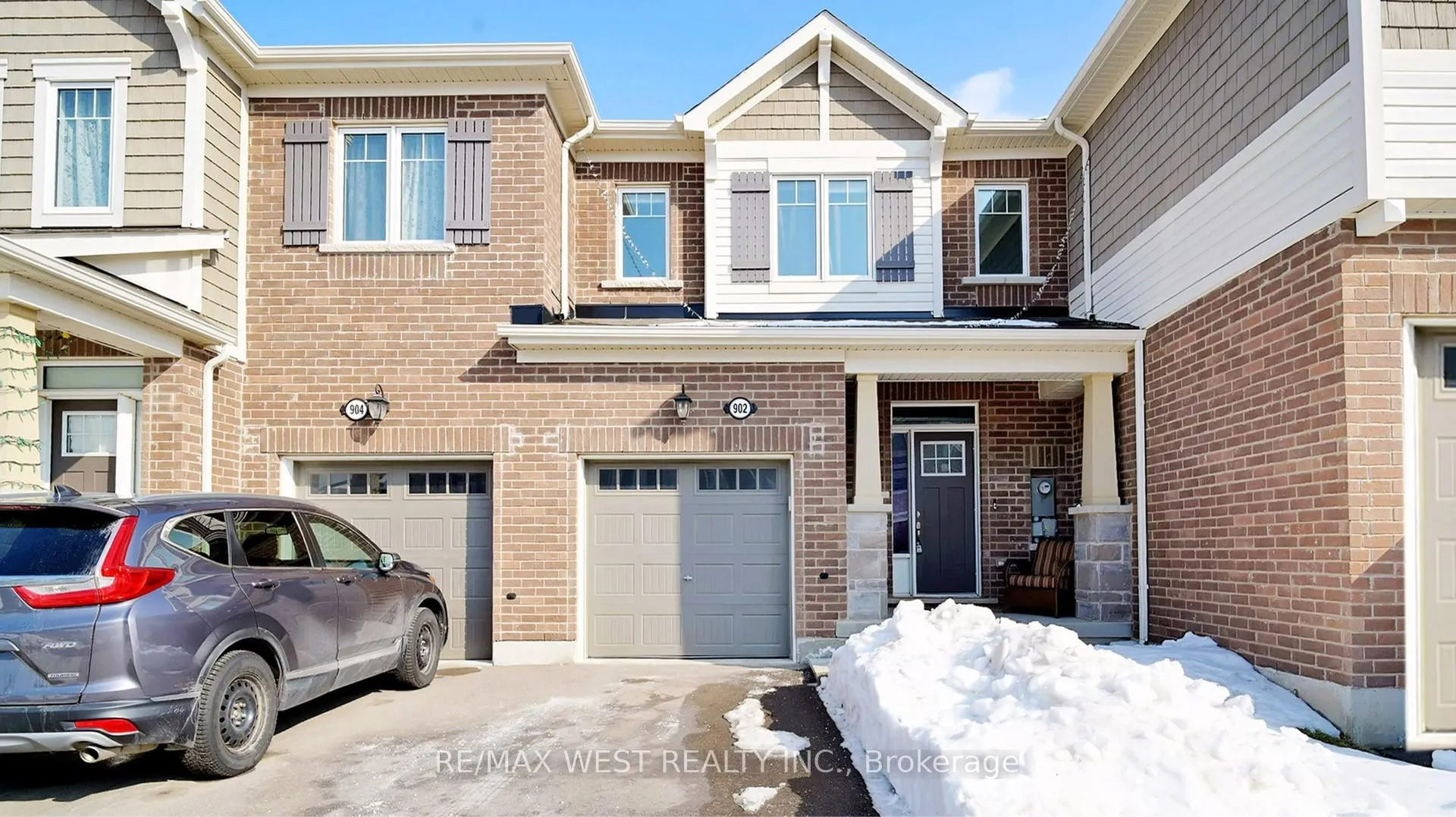 Photo 4 of 902 Sumac Crescent, Milton, Cobban — HOMEH