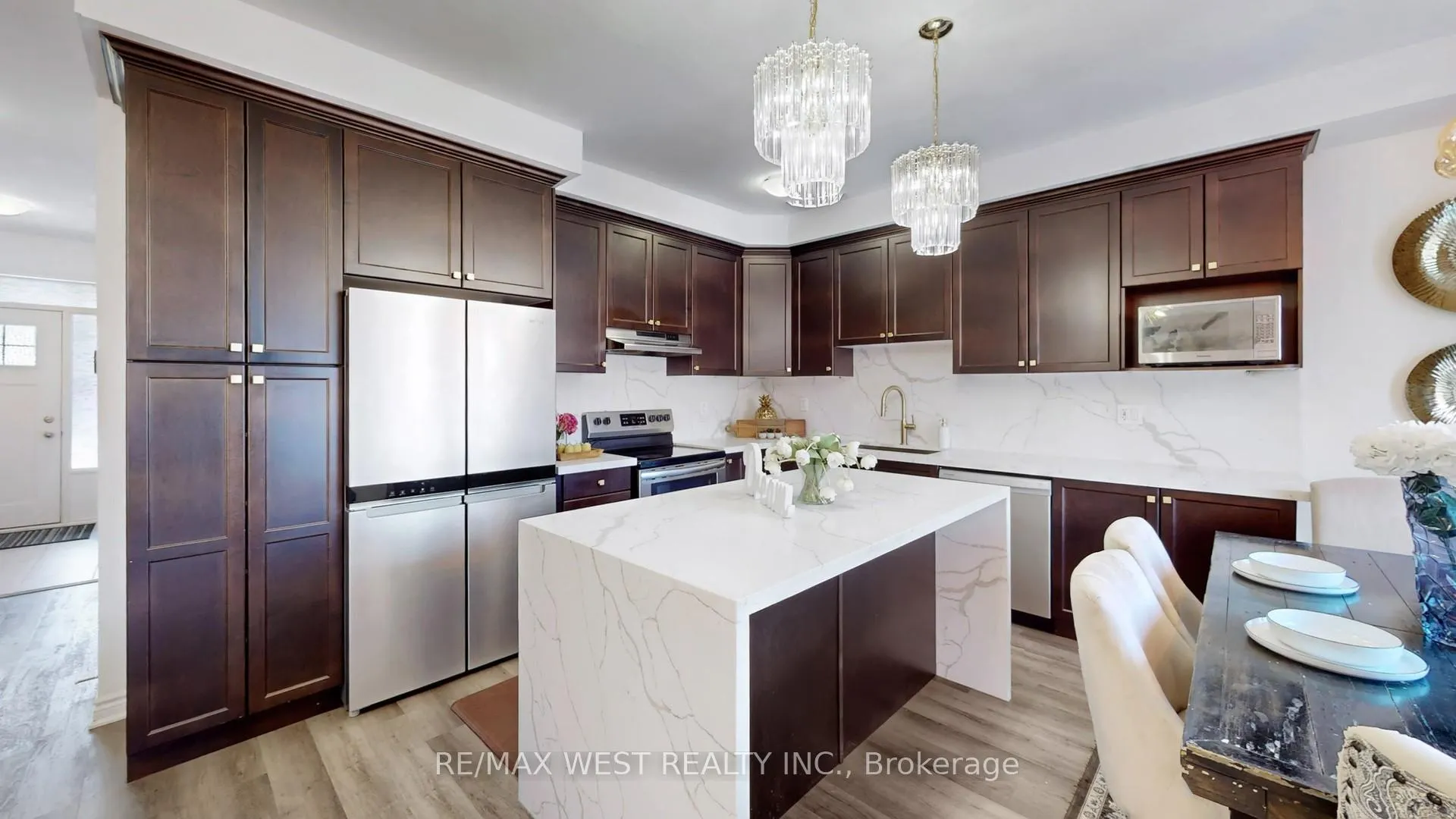 Photo 8 of 902 Sumac Crescent, Milton, Cobban — HOMEH