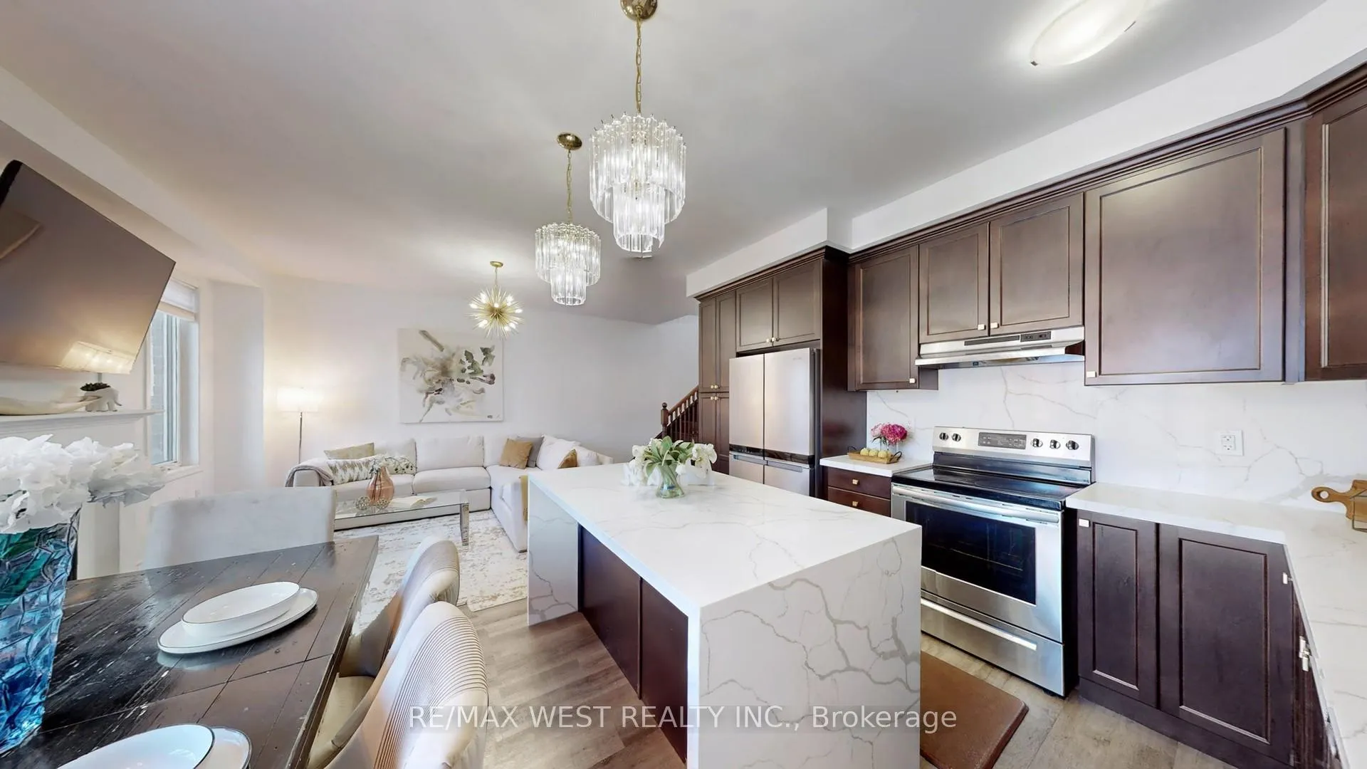 Photo 10 of 902 Sumac Crescent, Milton, Cobban — HOMEH