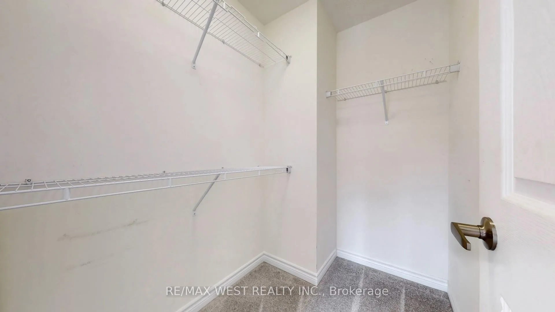 Photo 24 of 902 Sumac Crescent, Milton, Cobban — HOMEH