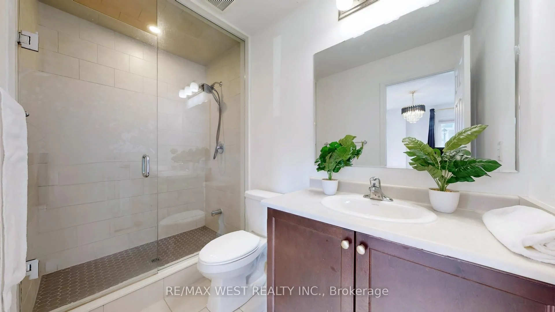 Photo 25 of 902 Sumac Crescent, Milton, Cobban — HOMEH