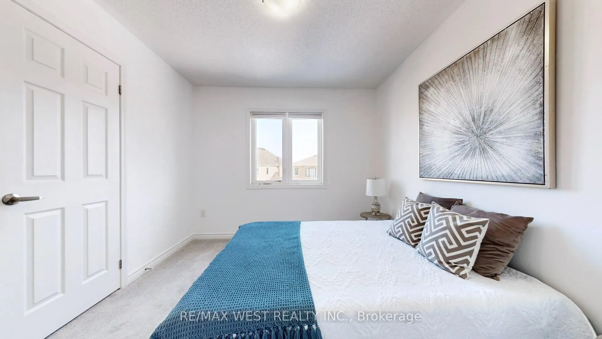 Photo 30 of 902 Sumac Crescent, Milton, Cobban — HOMEH