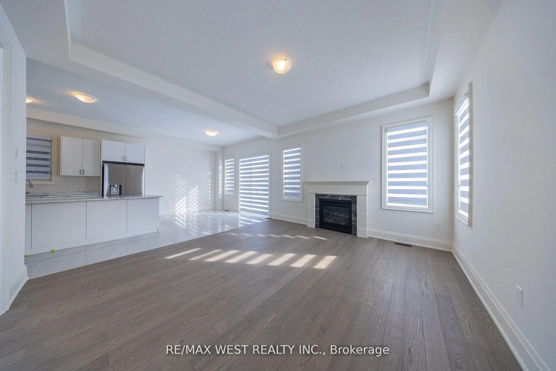 Photo 8 of 2215 Crystal Drive, Oshawa, Kedron — HOMEH
