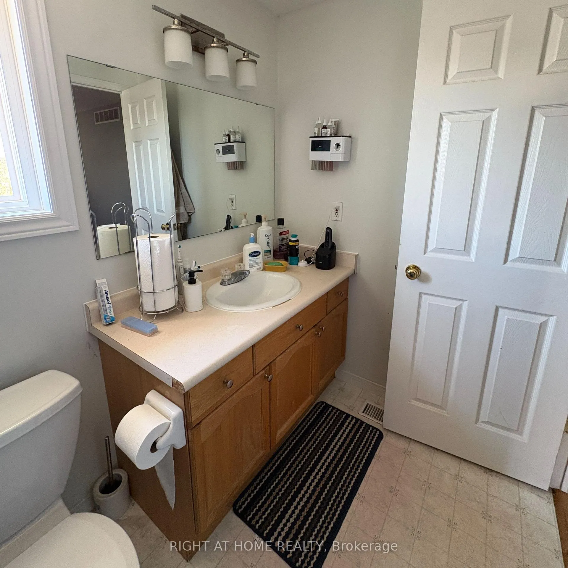 Photo 12 of 176 Starwood Drive, Guelph, Grange Road — HOMEH