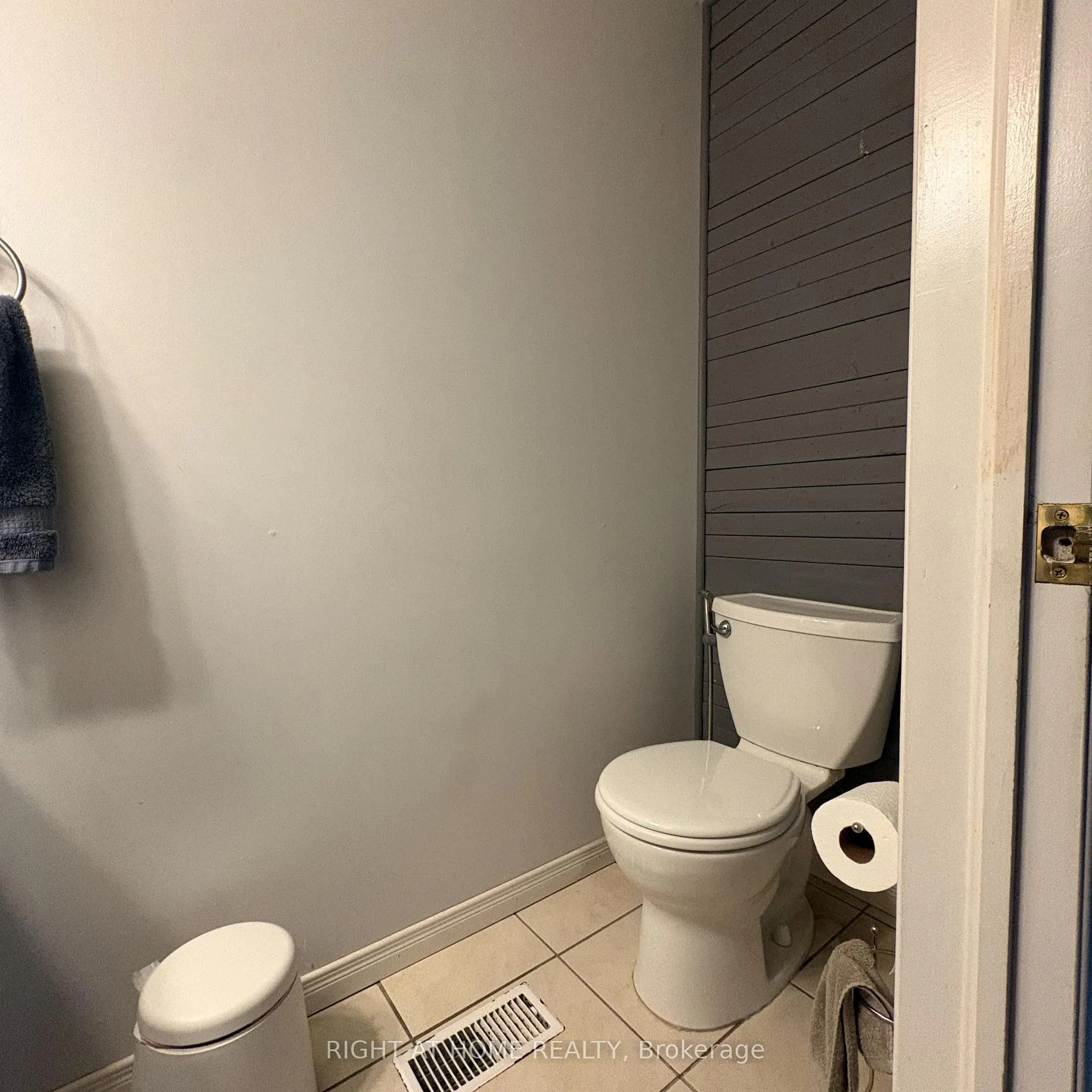 Photo 14 of 176 Starwood Drive, Guelph, Grange Road — HOMEH