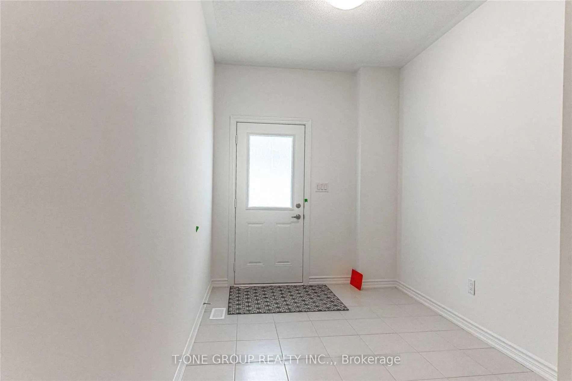 Photo 2 of 24 Massachusetts Lane, Markham, Wismer — HOMEH