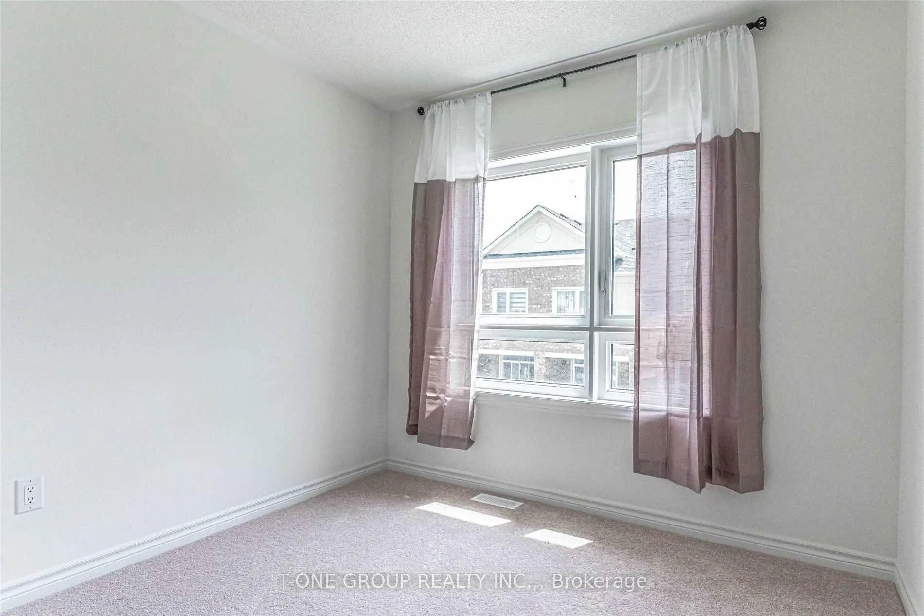 Photo 9 of 24 Massachusetts Lane, Markham, Wismer — HOMEH