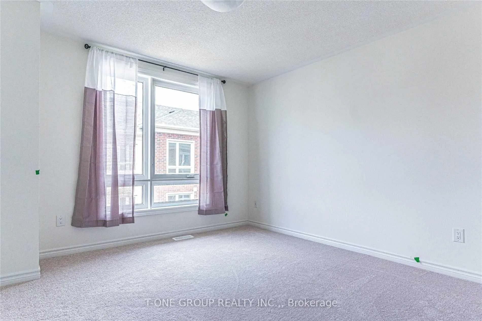 Photo 13 of 24 Massachusetts Lane, Markham, Wismer — HOMEH