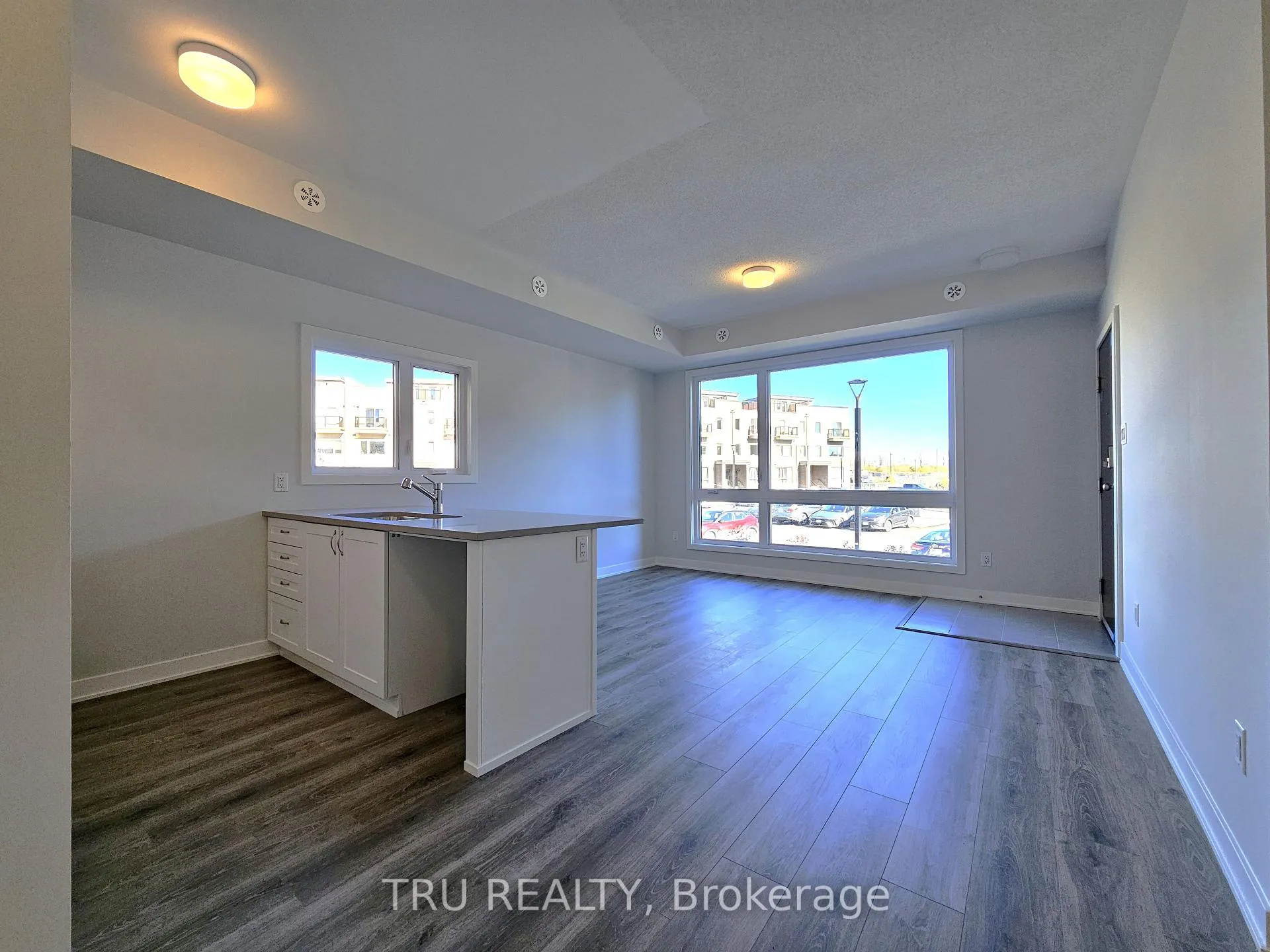 Photo 8 of 630 Mishi Private, Ottawa, CFB Rockcliffe and Area — HOMEH