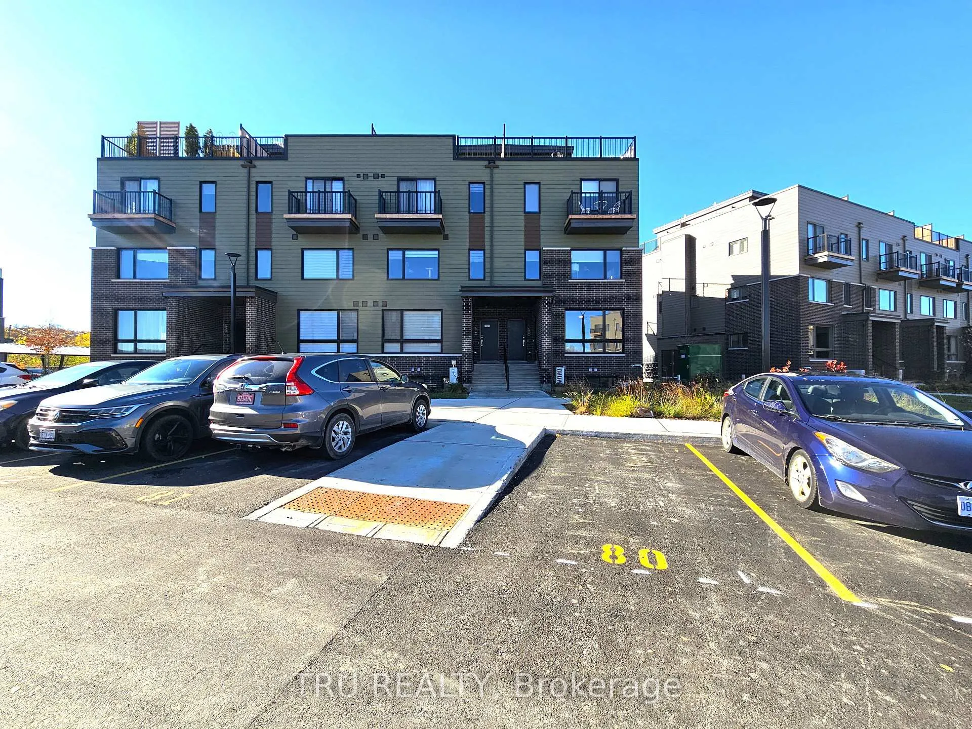 Photo 20 of 630 Mishi Private, Ottawa, CFB Rockcliffe and Area — HOMEH