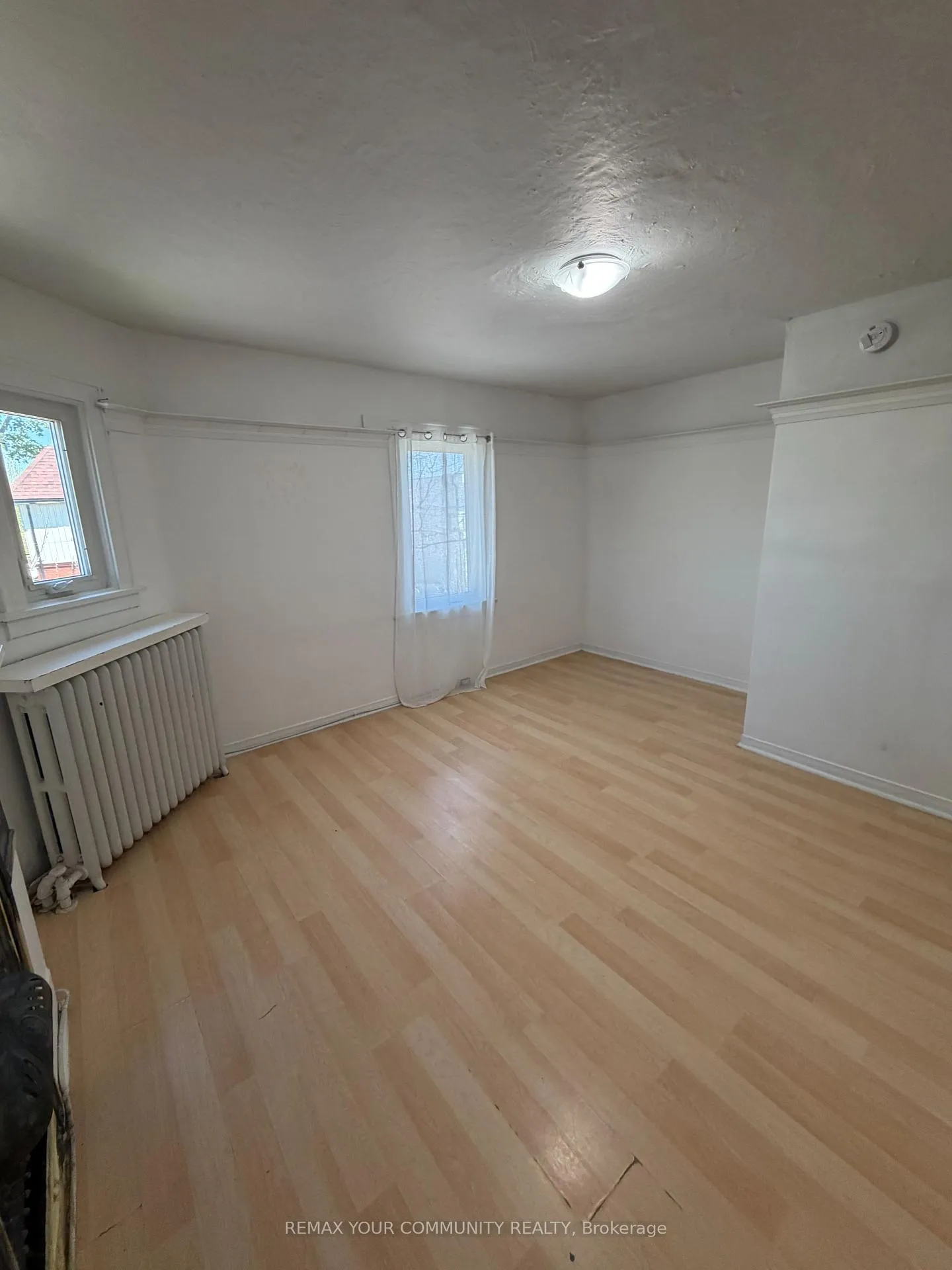 Photo 5 of 214 Earlscourt Avenue, Toronto, Corso Italia-Davenport — HOMEH