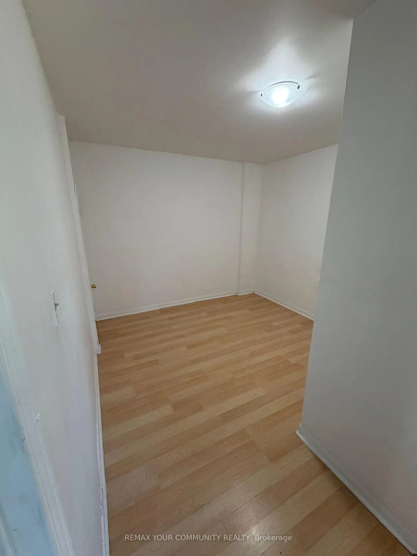 Photo 7 of 214 Earlscourt Avenue, Toronto, Corso Italia-Davenport — HOMEH