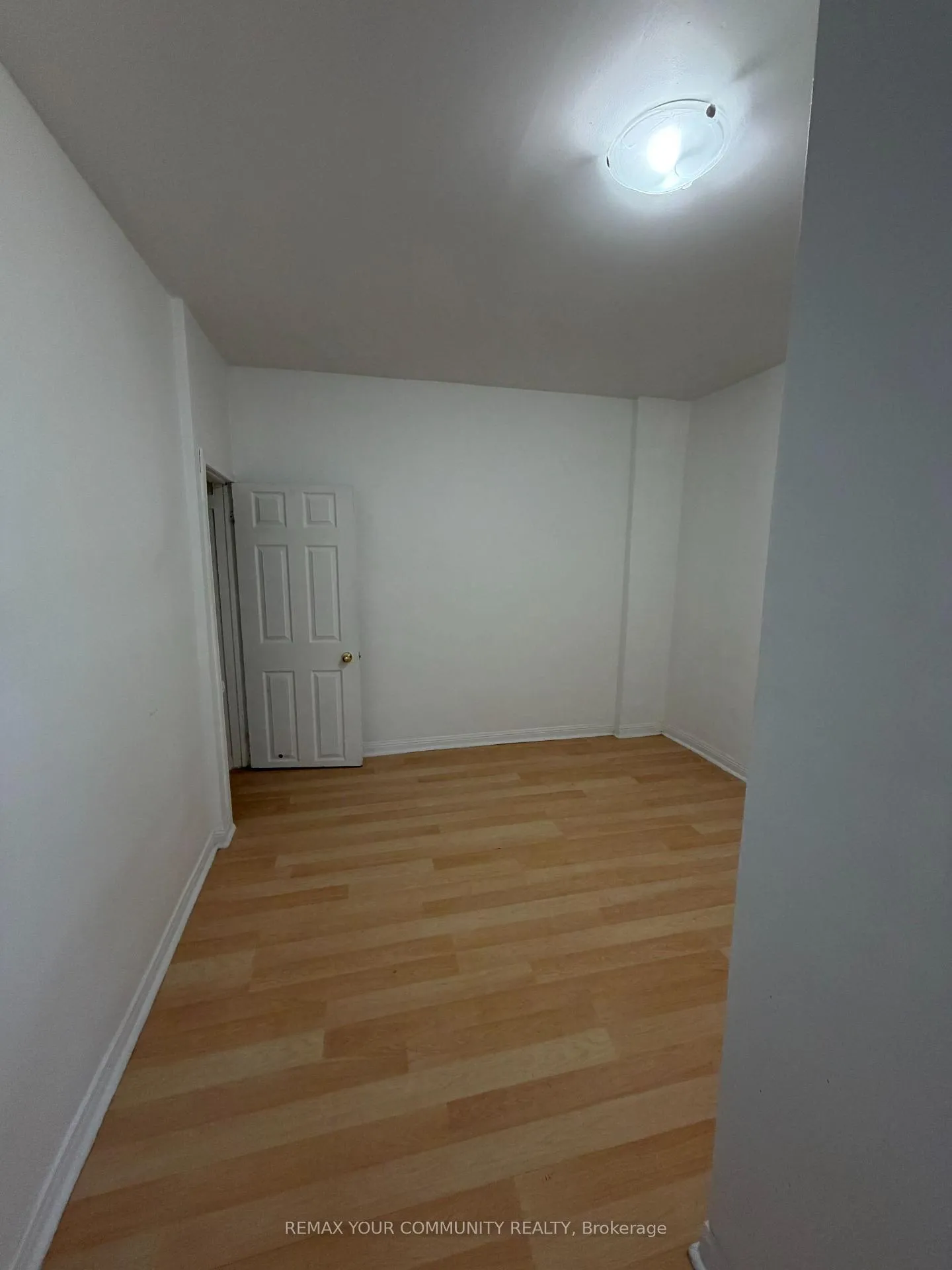 Photo 12 of 214 Earlscourt Avenue, Toronto, Corso Italia-Davenport — HOMEH