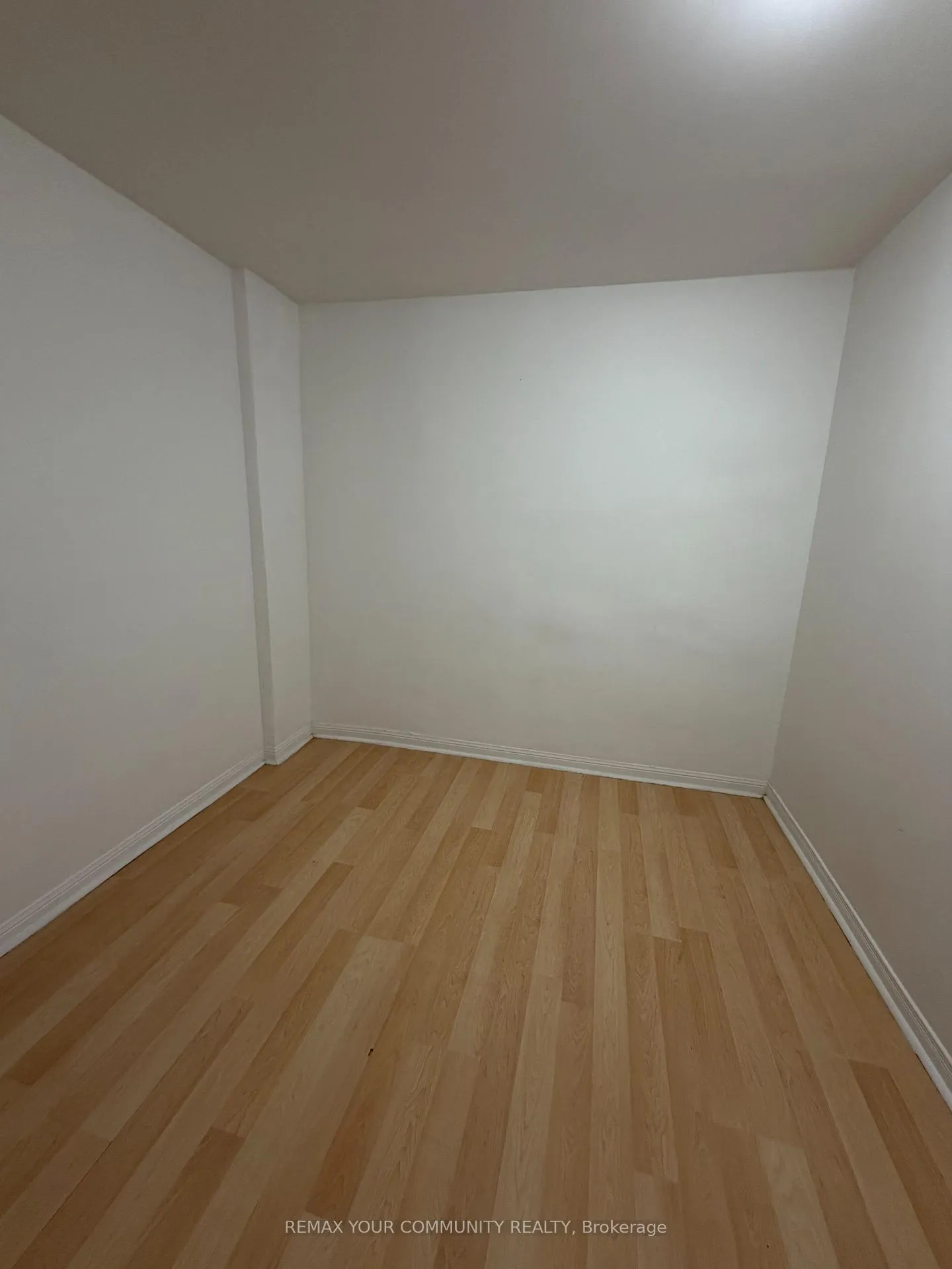 Photo 13 of 214 Earlscourt Avenue, Toronto, Corso Italia-Davenport — HOMEH