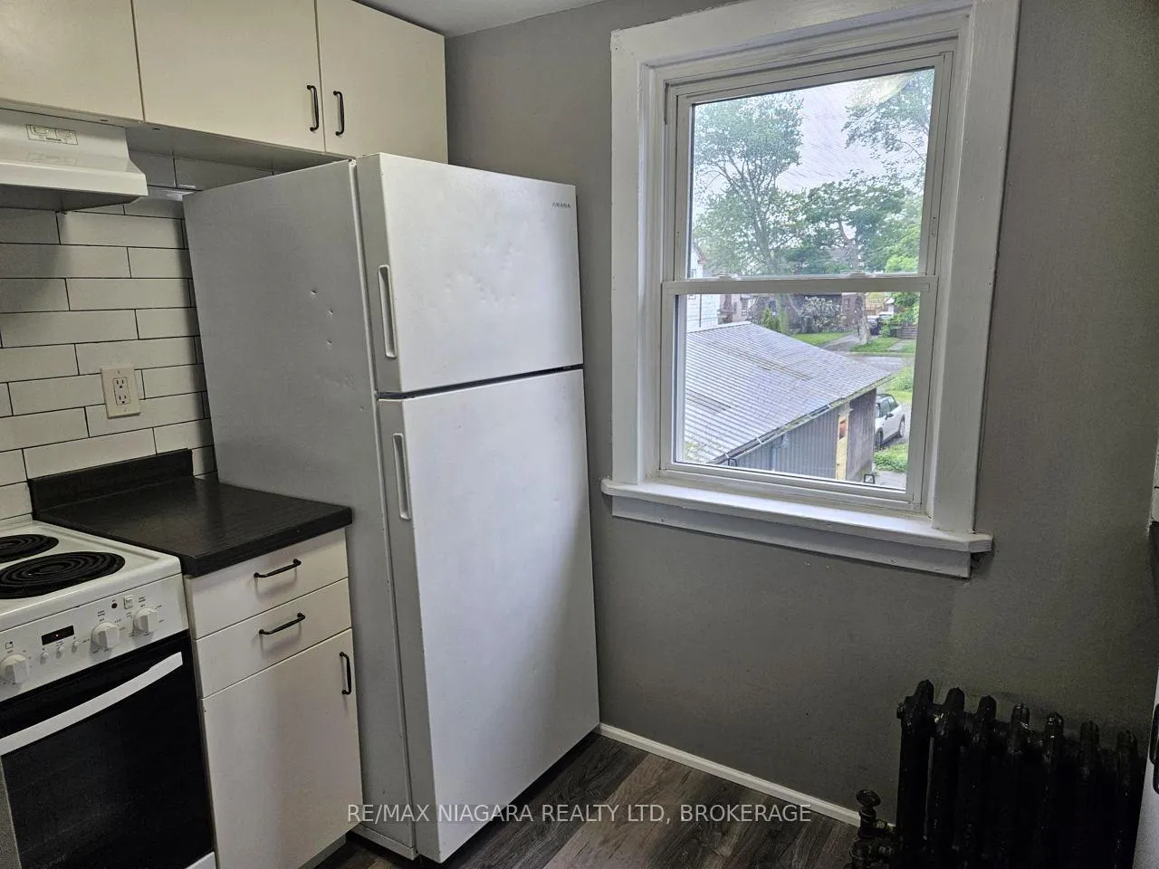 Photo 15 of Unit 2, 23 Avenue Place, Welland, Welland Downtown — HOMEH