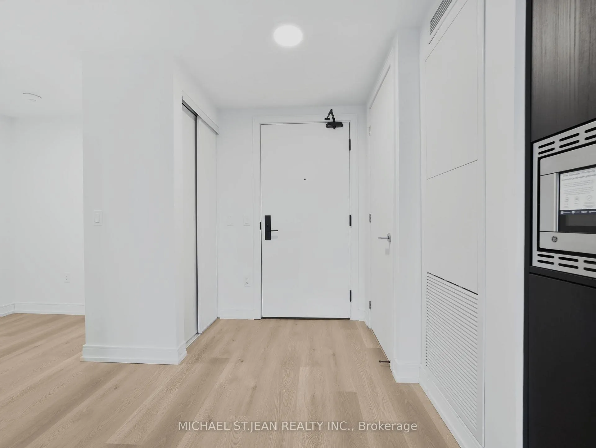 Photo 7 of Unit 726, 1 Jarvis Street, Hamilton, Beasley — HOMEH