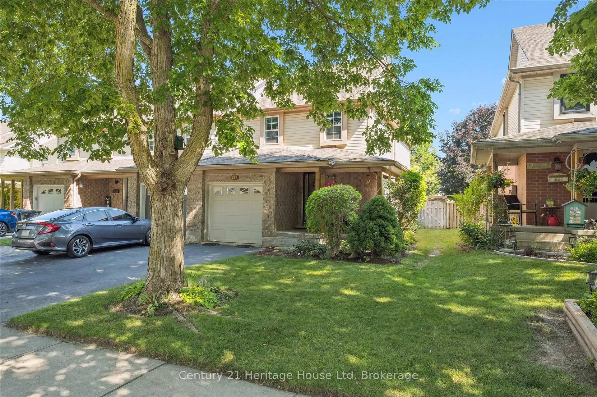 Photo 5 of 229 Silurian Drive, Guelph, Grange Road — HOMEH