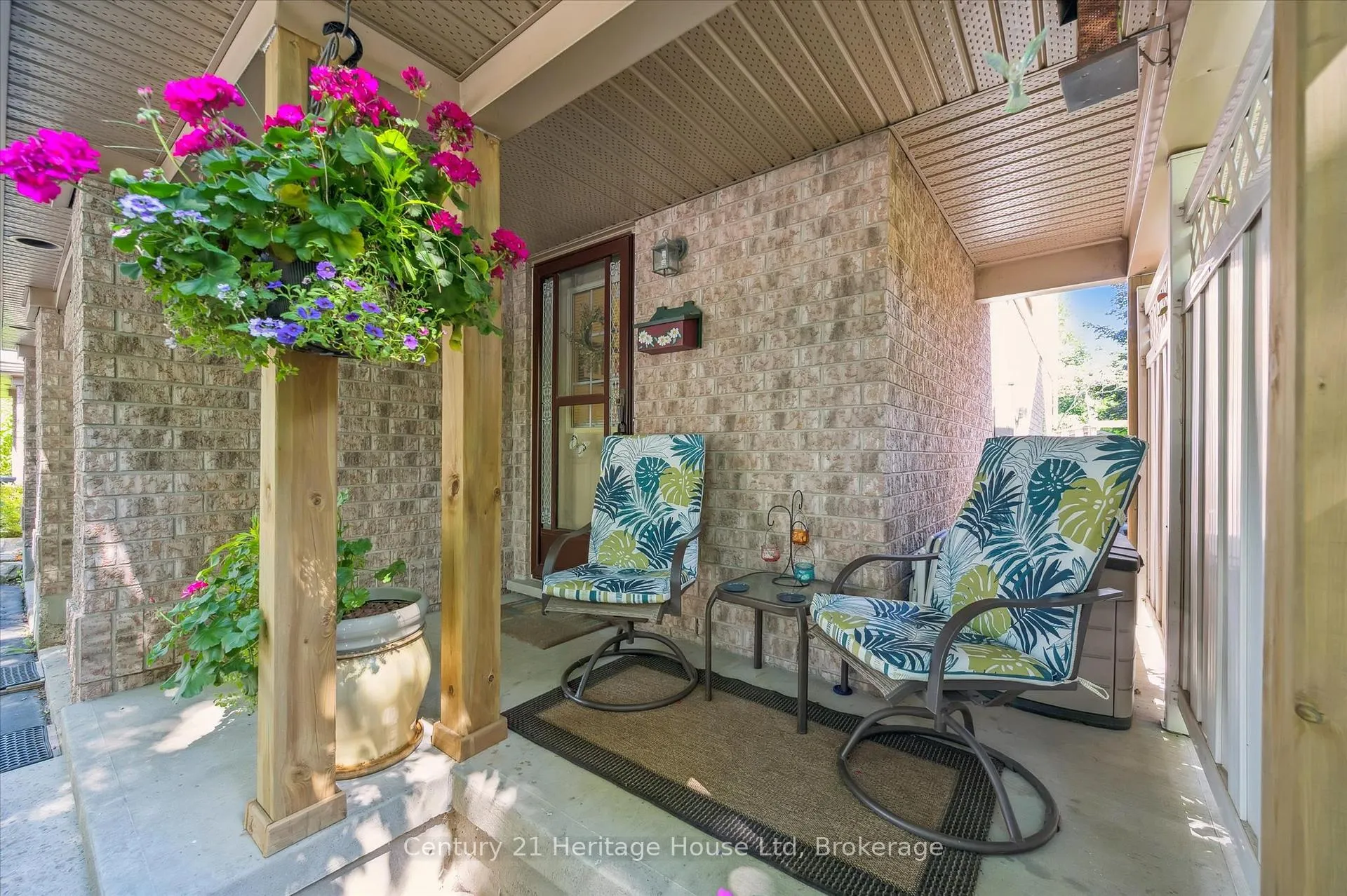Photo 8 of 229 Silurian Drive, Guelph, Grange Road — HOMEH