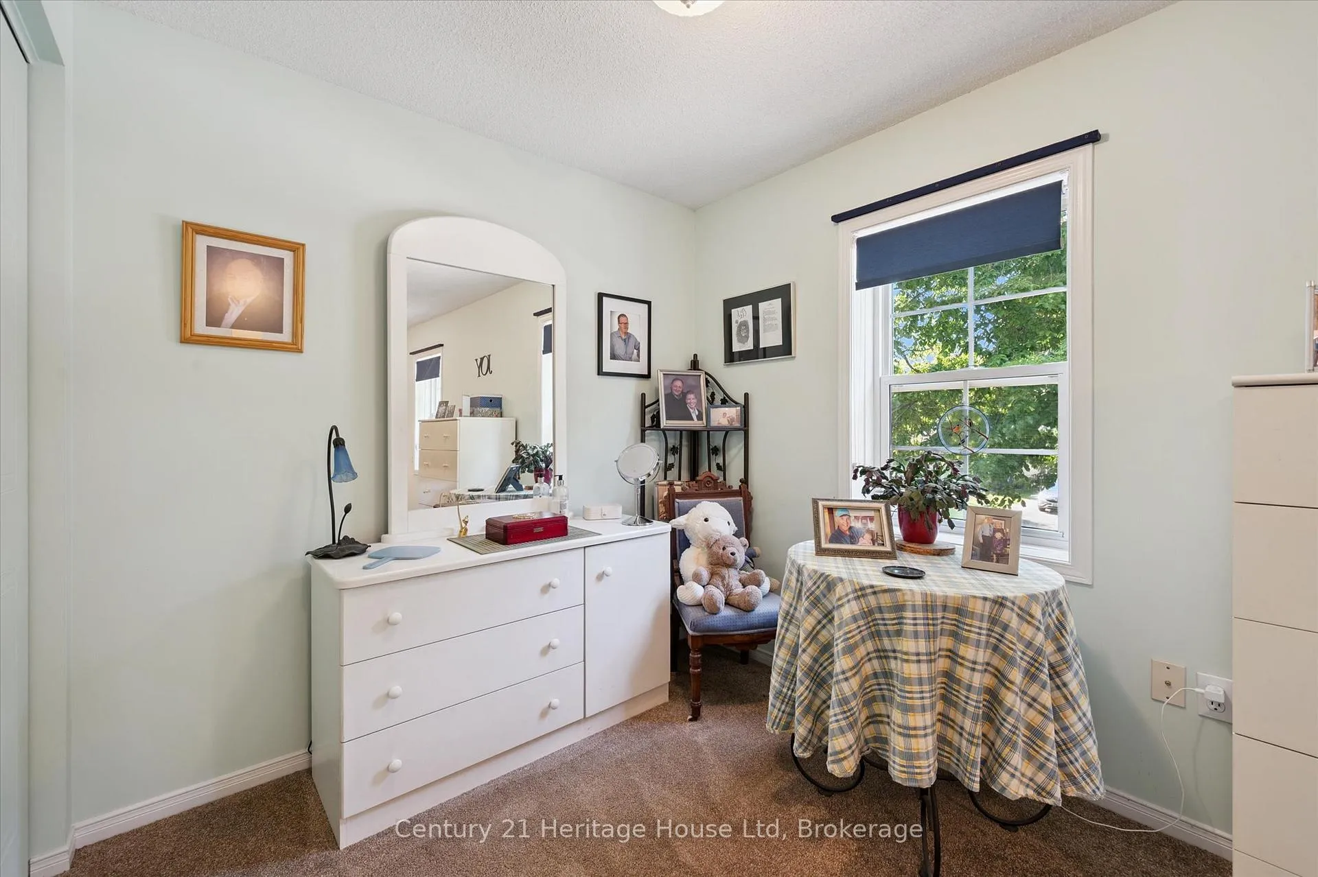 Photo 29 of 229 Silurian Drive, Guelph, Grange Road — HOMEH