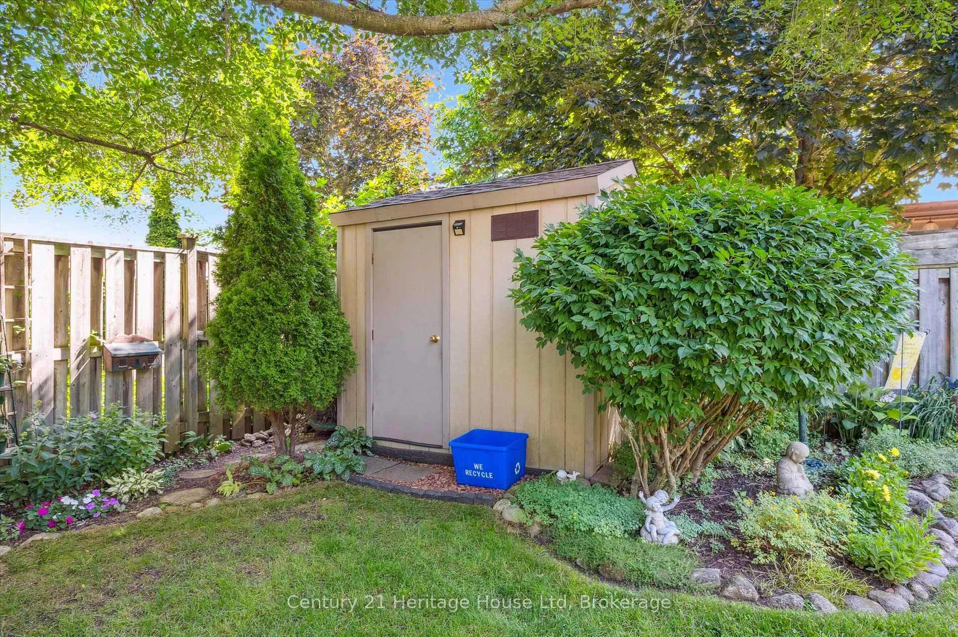 Photo 37 of 229 Silurian Drive, Guelph, Grange Road — HOMEH