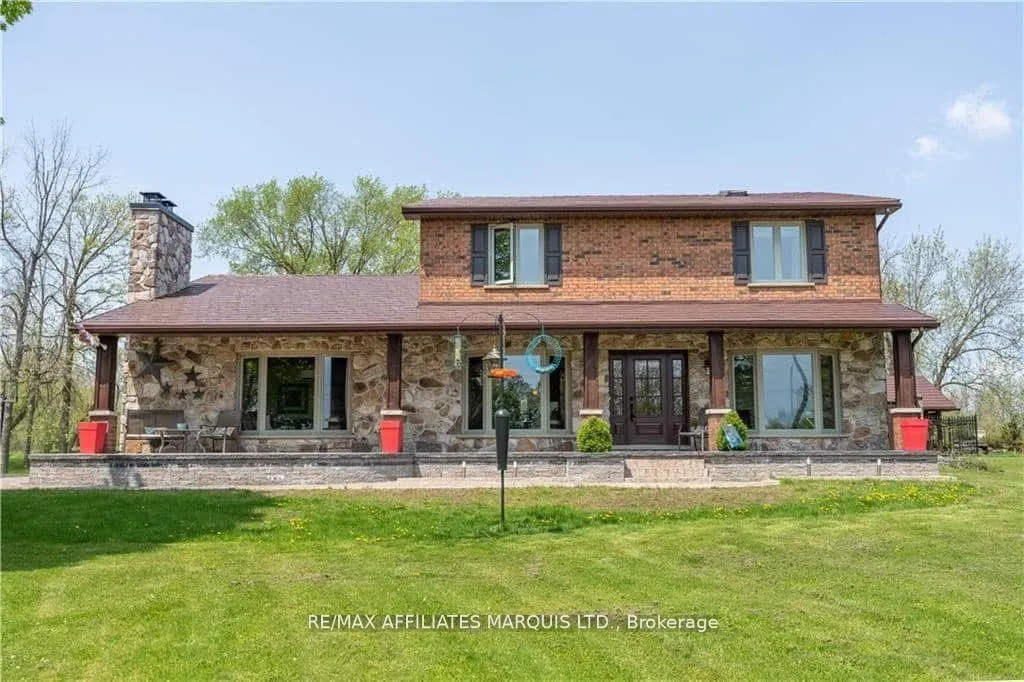 Photo 1 of 18521 County Road 19, South Glengarry, South Glengarry (Charlottenburgh) Twp — HOMEH