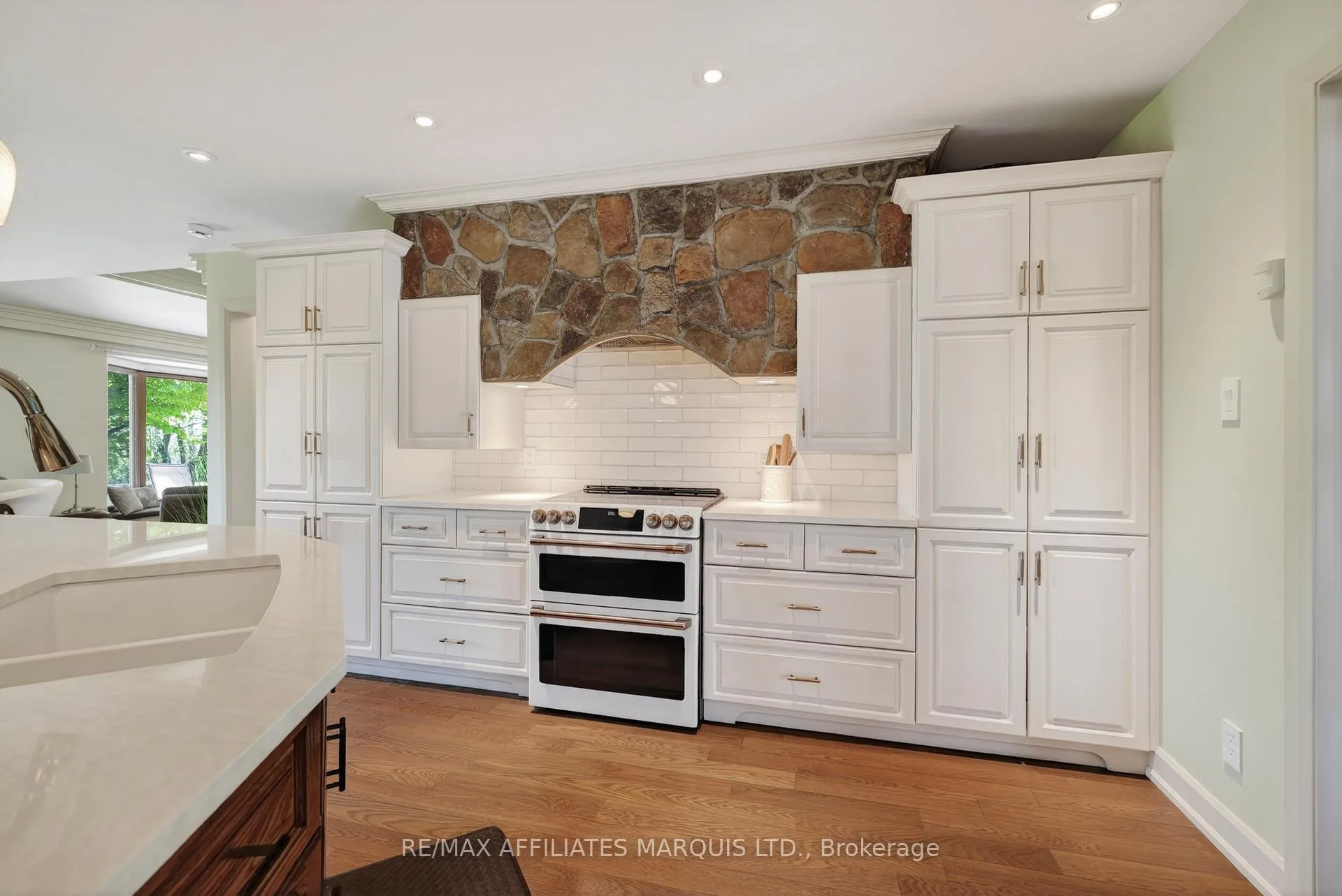 Photo 10 of 18521 County Road 19, South Glengarry, South Glengarry (Charlottenburgh) Twp — HOMEH