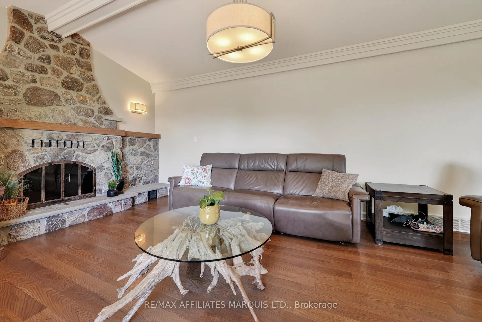 Photo 18 of 18521 County Road 19, South Glengarry, South Glengarry (Charlottenburgh) Twp — HOMEH