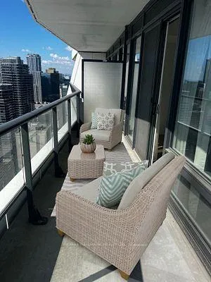 Photo 9 of Unit 4317, 85 Wood Street, Toronto, Church-Yonge Corridor — HOMEH