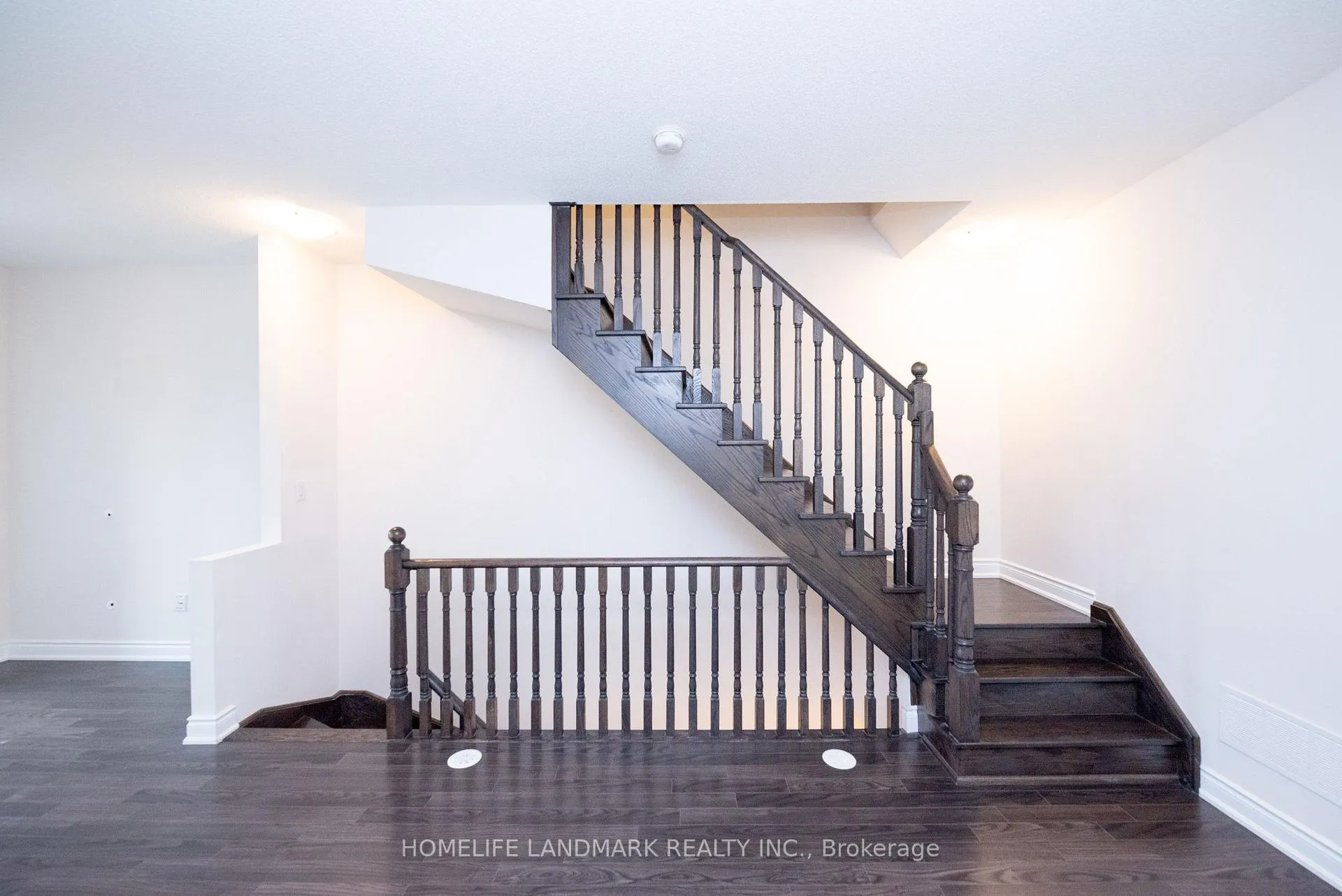 Photo 13 of 319 South Park Road, Markham, Commerce Valley — HOMEH