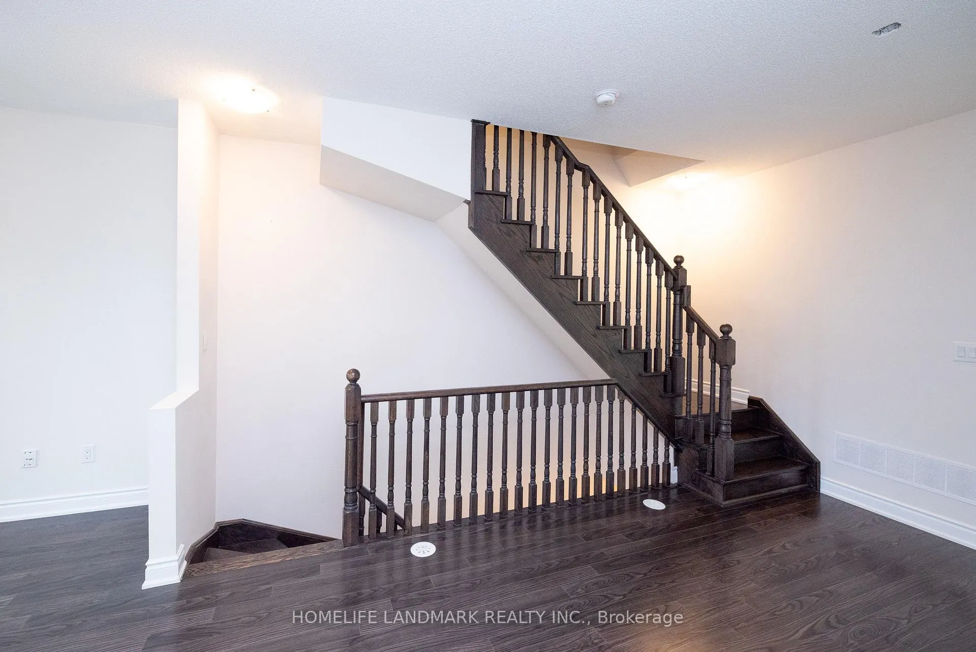 Photo 14 of 319 South Park Road, Markham, Commerce Valley — HOMEH