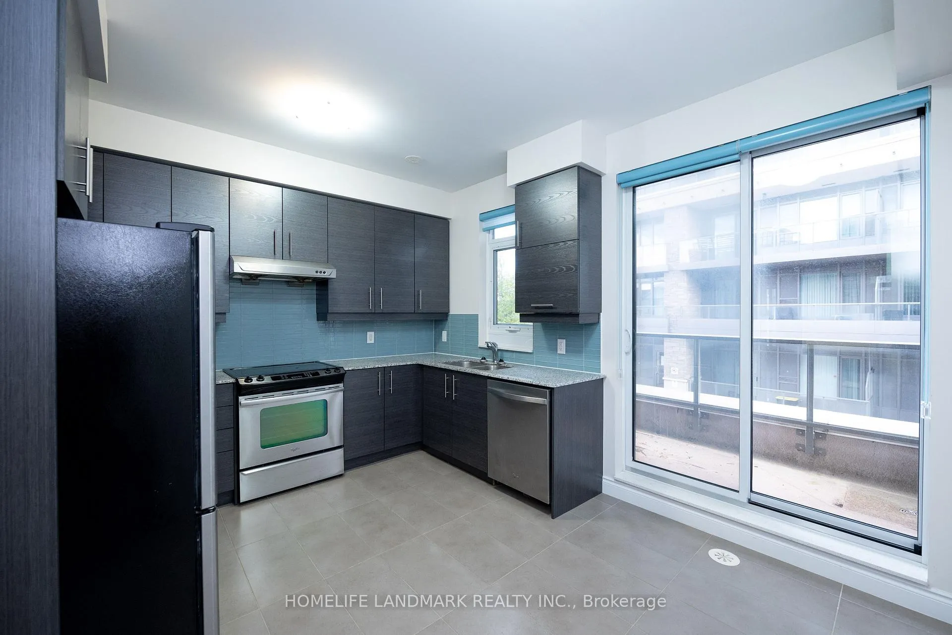 Photo 16 of 319 South Park Road, Markham, Commerce Valley — HOMEH