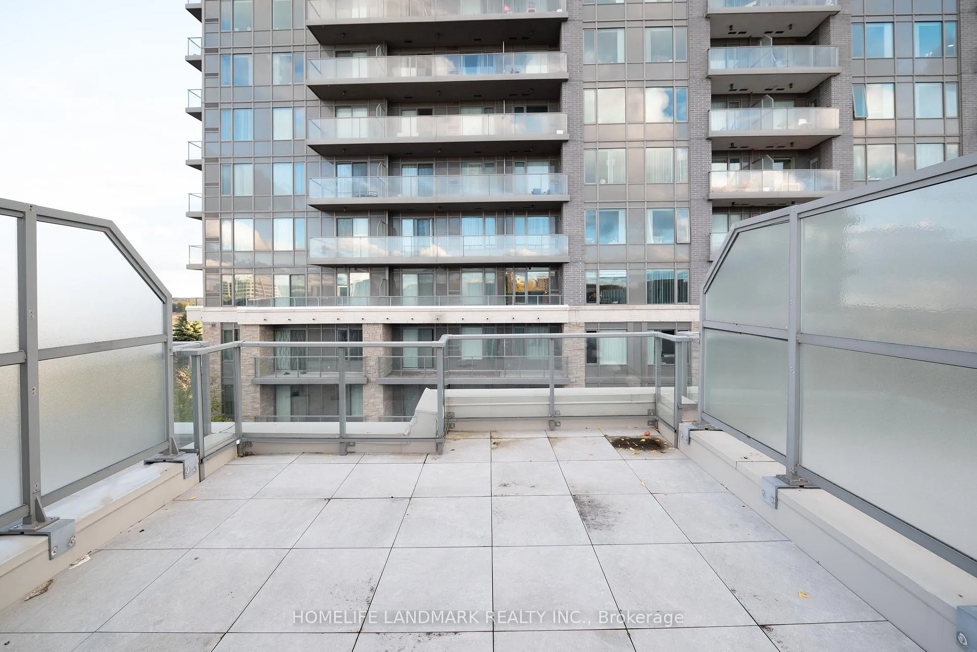 Photo 29 of 319 South Park Road, Markham, Commerce Valley — HOMEH