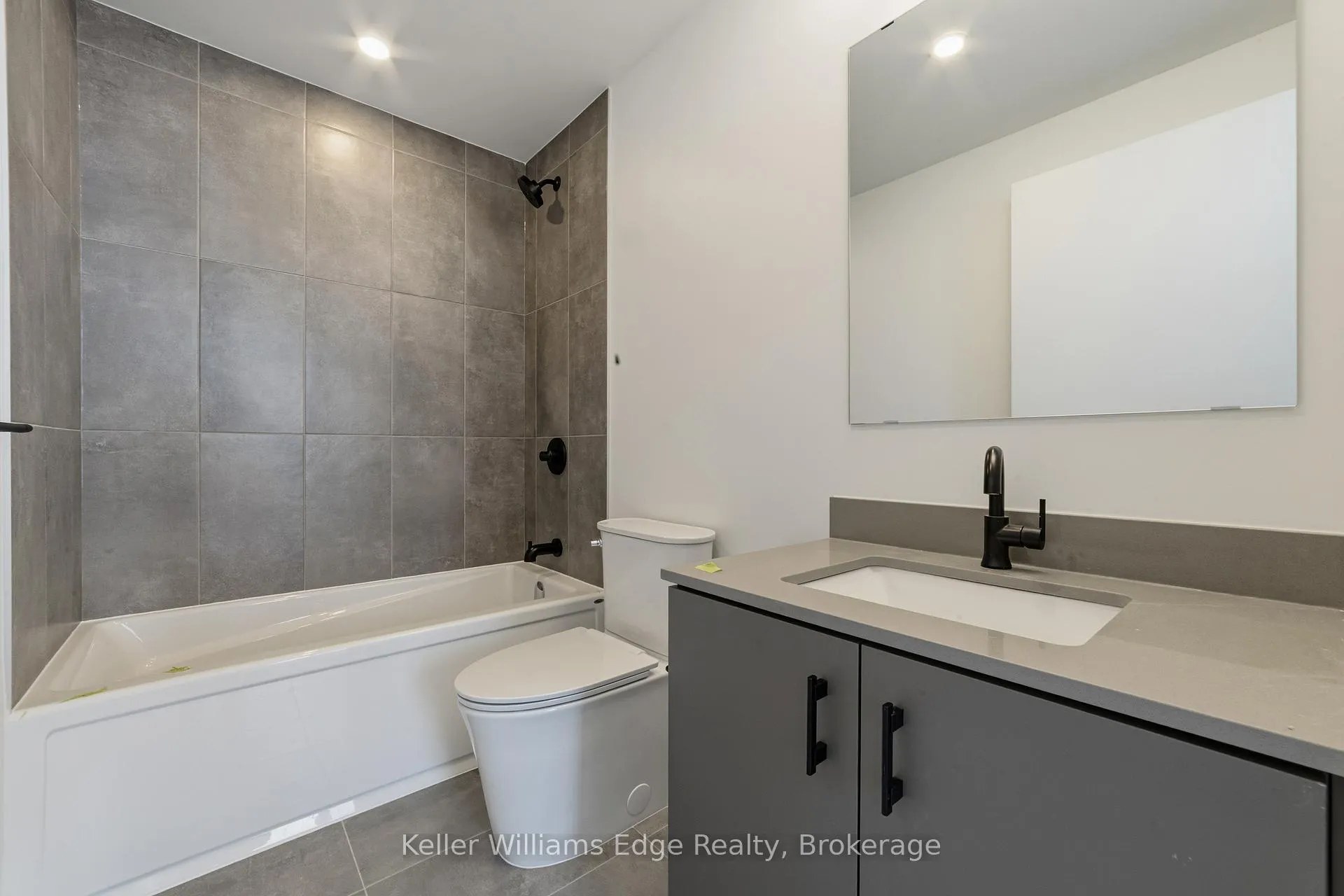 Photo 9 of Unit D1008, 4878 Powers Common, Burlington, Alton — HOMEH