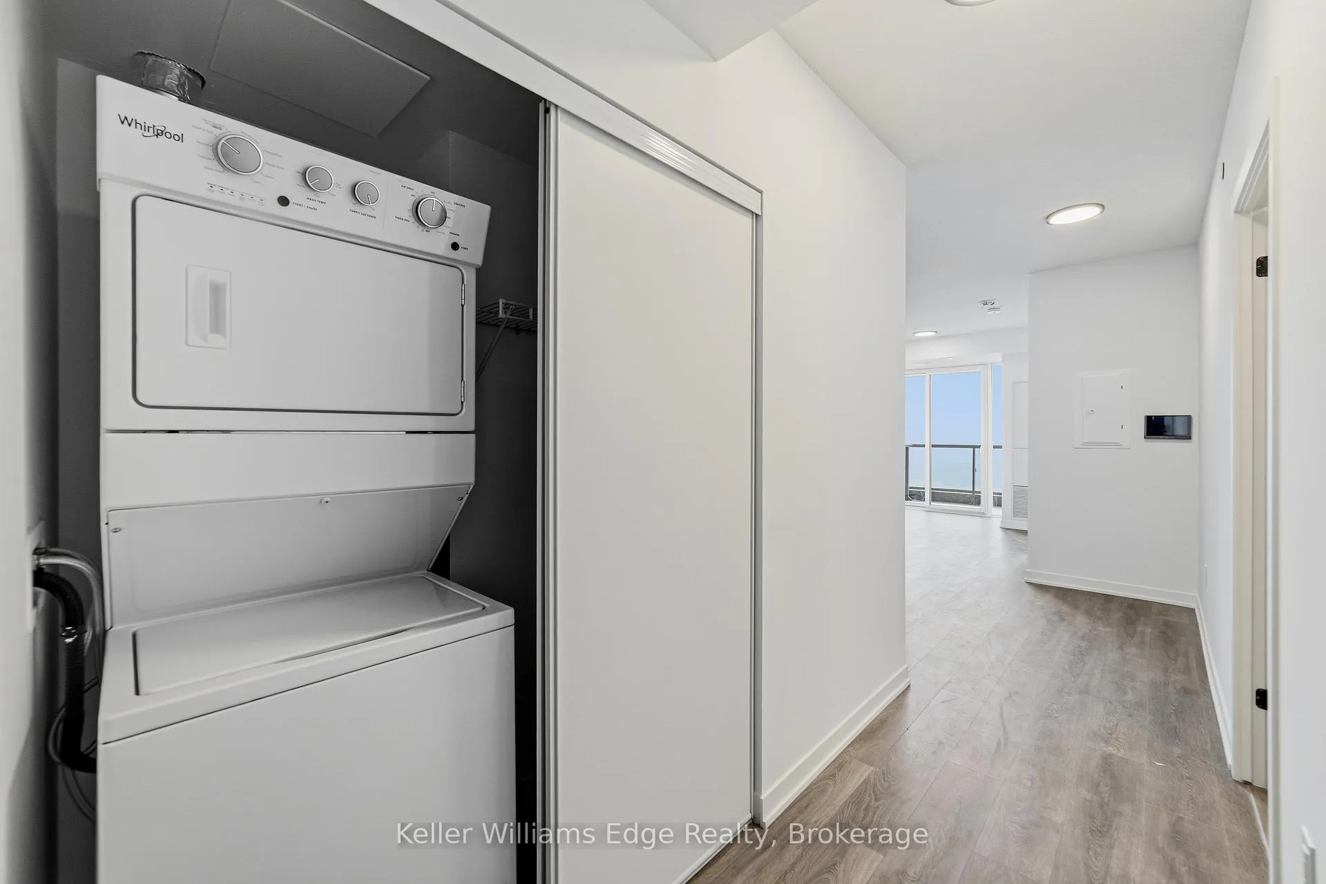 Photo 15 of Unit D1008, 4878 Powers Common, Burlington, Alton — HOMEH