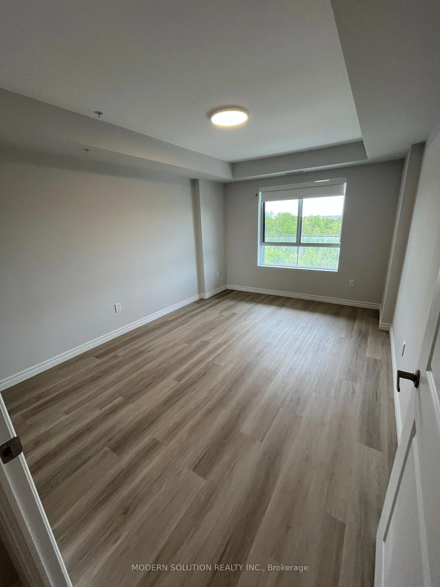 Photo 15 of Unit 806, 425 Watson Parkway N, Guelph, Grange Road — HOMEH