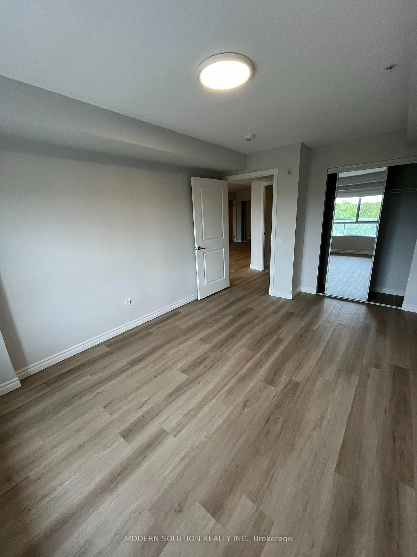 Photo 16 of Unit 806, 425 Watson Parkway N, Guelph, Grange Road — HOMEH