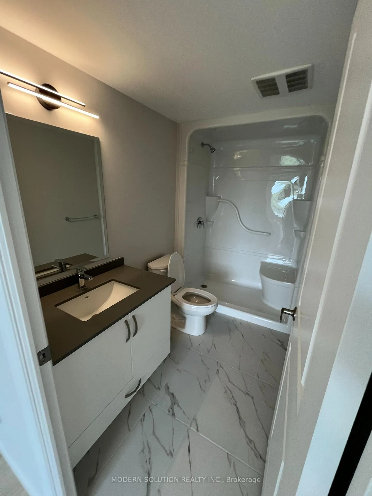 Photo 19 of Unit 806, 425 Watson Parkway N, Guelph, Grange Road — HOMEH