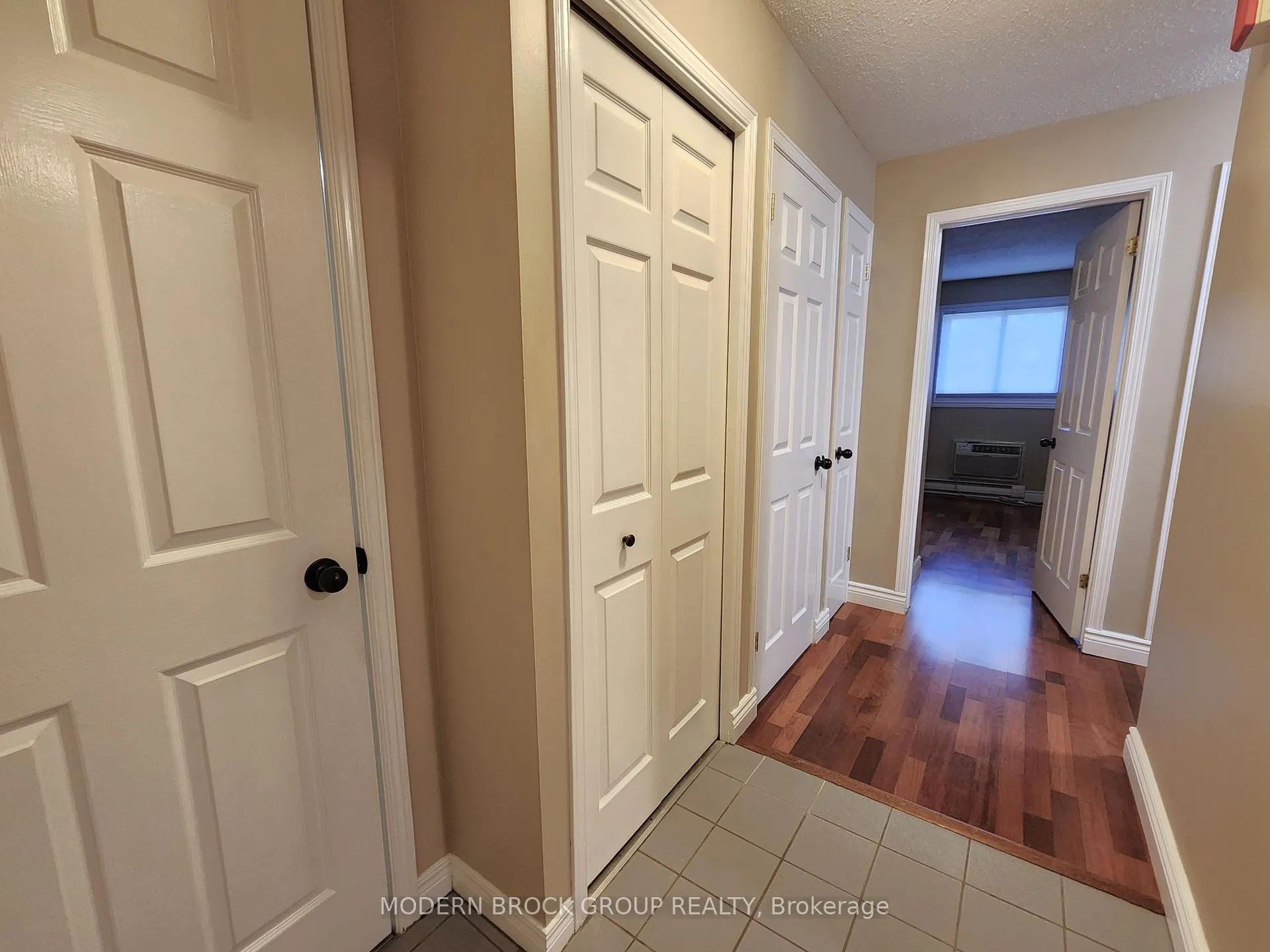 Photo 6 of Unit 110, 820 Laurier Boulevard, Brockville — HOMEH