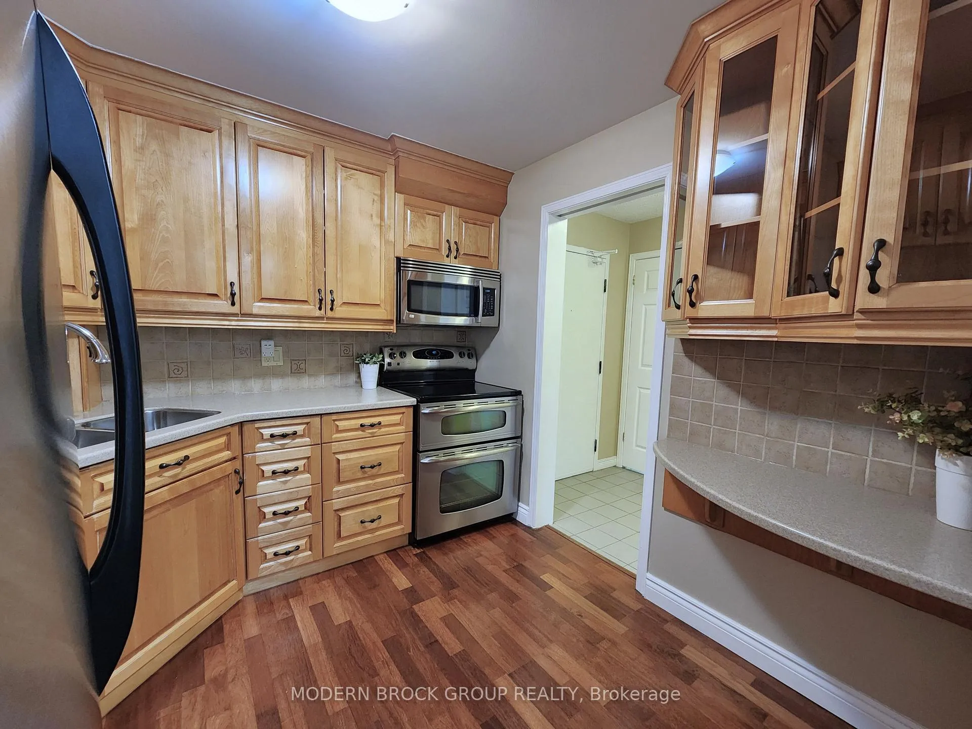 Photo 7 of Unit 110, 820 Laurier Boulevard, Brockville — HOMEH