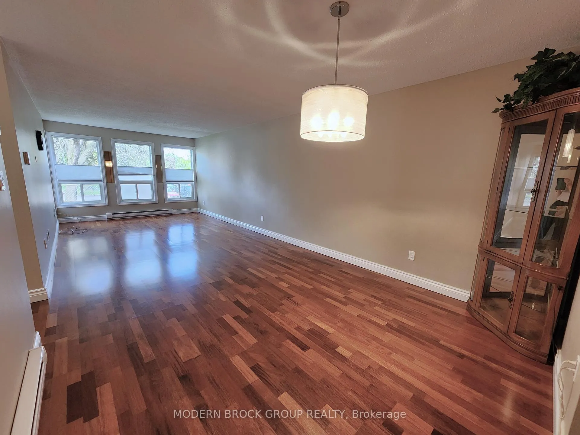 Photo 13 of Unit 110, 820 Laurier Boulevard, Brockville — HOMEH