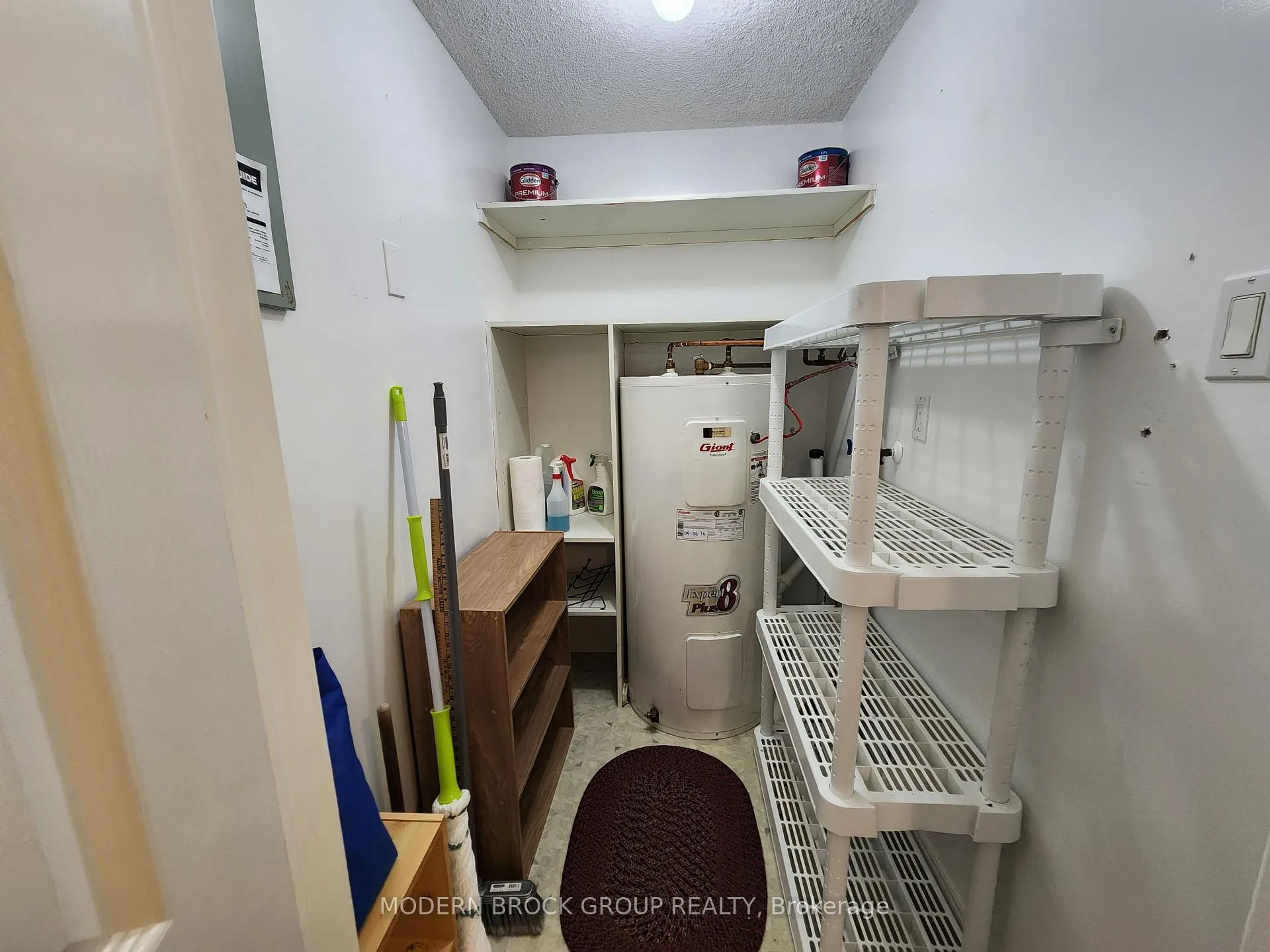 Photo 23 of Unit 110, 820 Laurier Boulevard, Brockville — HOMEH