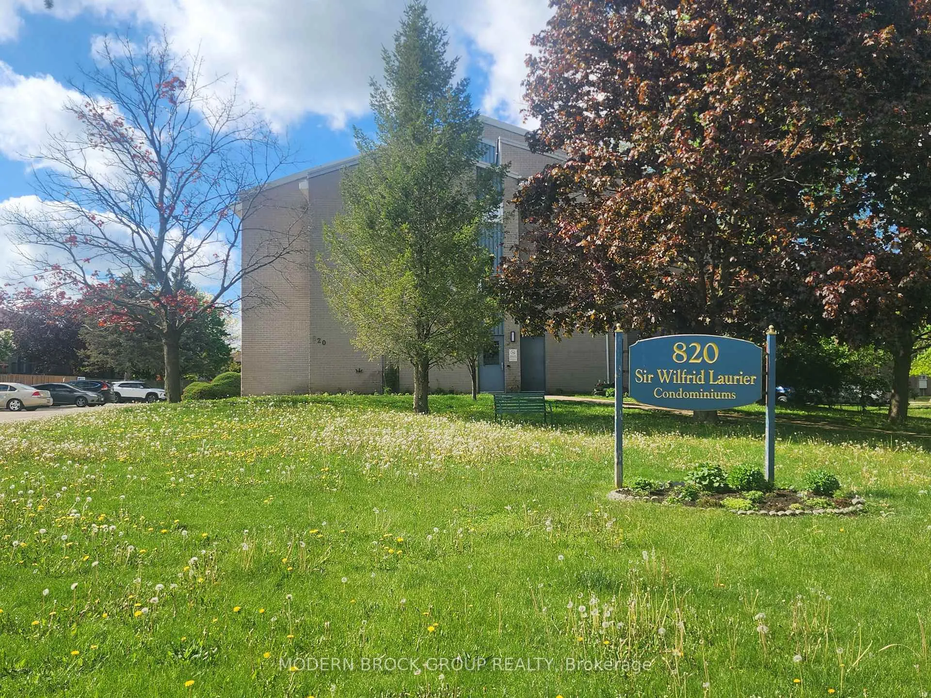 Photo 29 of Unit 110, 820 Laurier Boulevard, Brockville — HOMEH