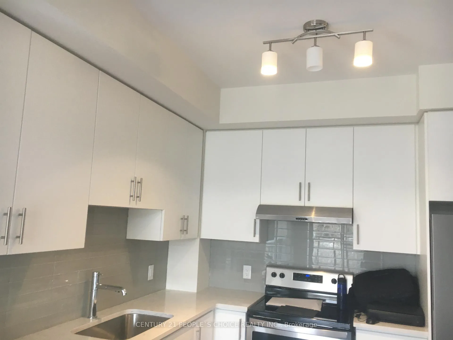 Photo 13 of Unit 405, 340 Plains Road E, Burlington, LaSalle — HOMEH