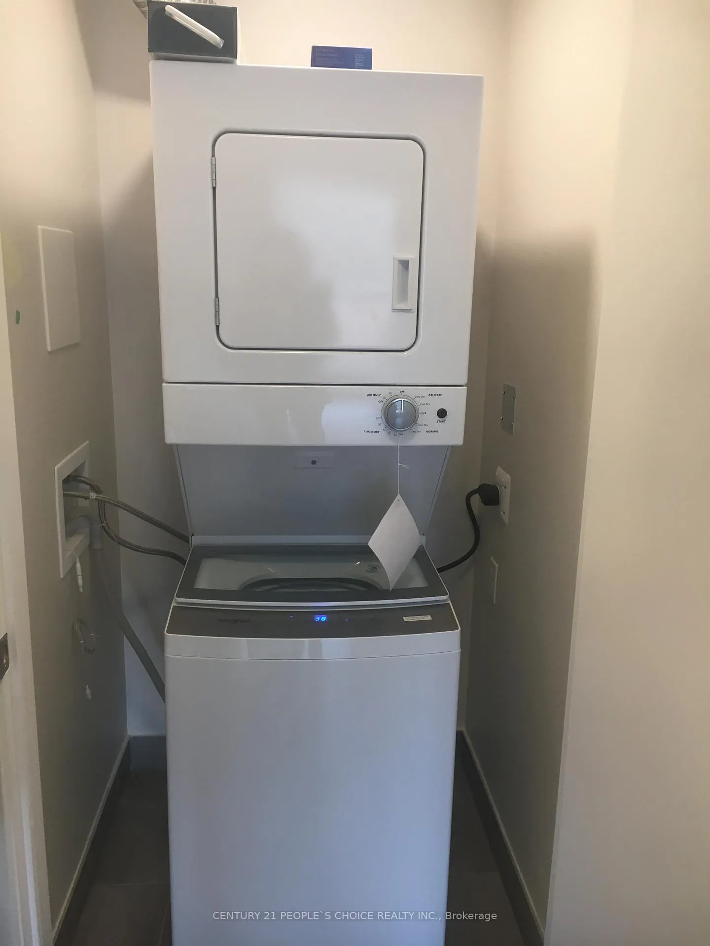 Photo 14 of Unit 405, 340 Plains Road E, Burlington, LaSalle — HOMEH