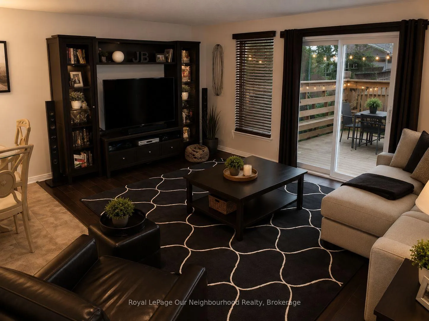Photo 4 of 21 Snowdrop Crescent, Kitchener — HOMEH