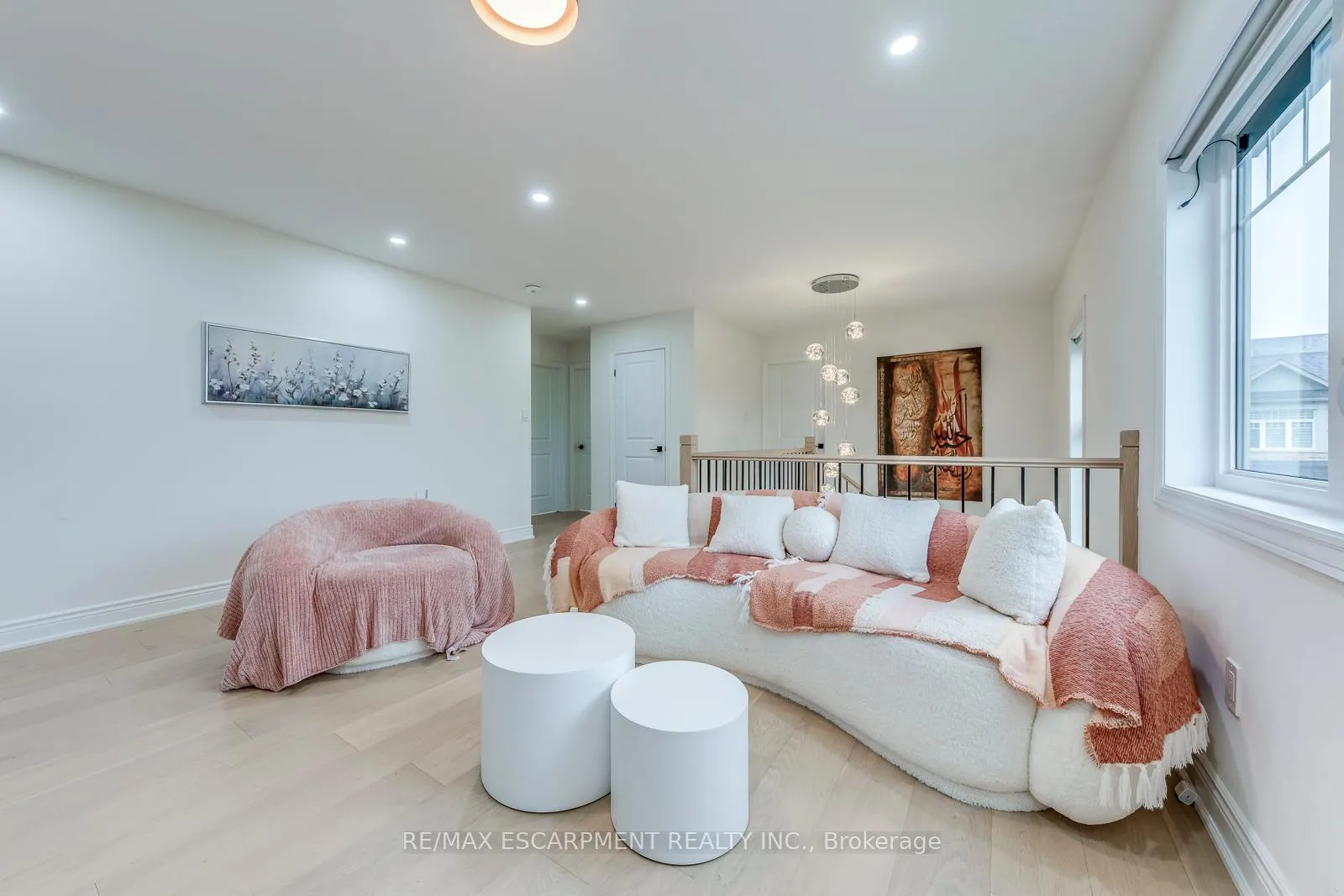 Photo 20 of 3937 Leonardo Street, Burlington, Alton — HOMEH
